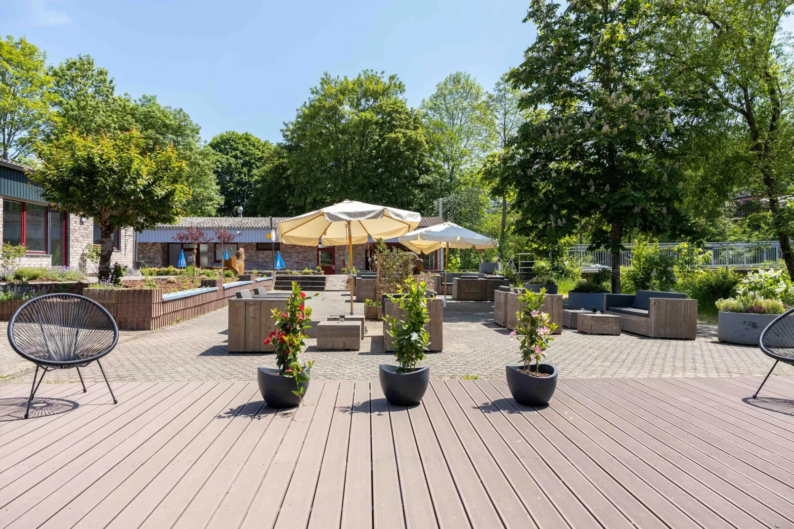 Bungalow Typ B 4P - Camping Park in der Eifel-Ambiente
