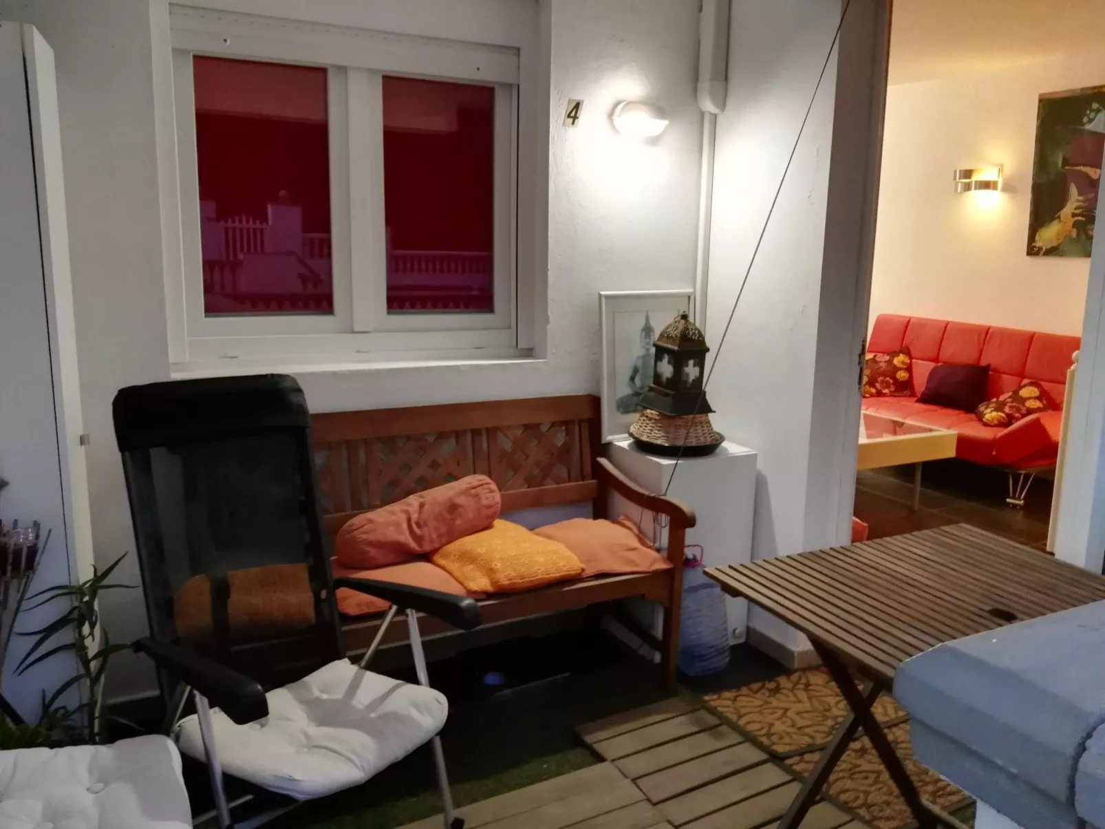 Appartement mit Balkon in einem Komplex mit Gemeinschaftspool am Meer-Drinnen