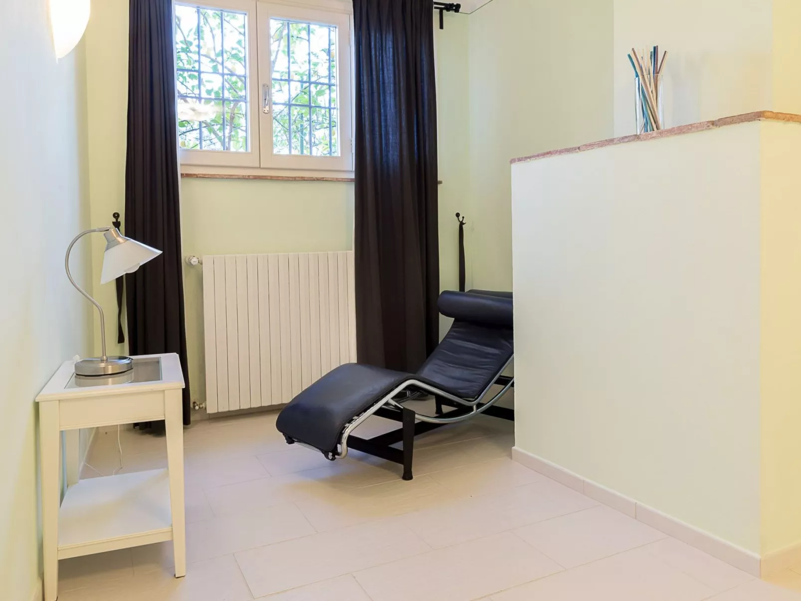 Wohnung 'The Lemon' mit Privatparkplatz - Dedans