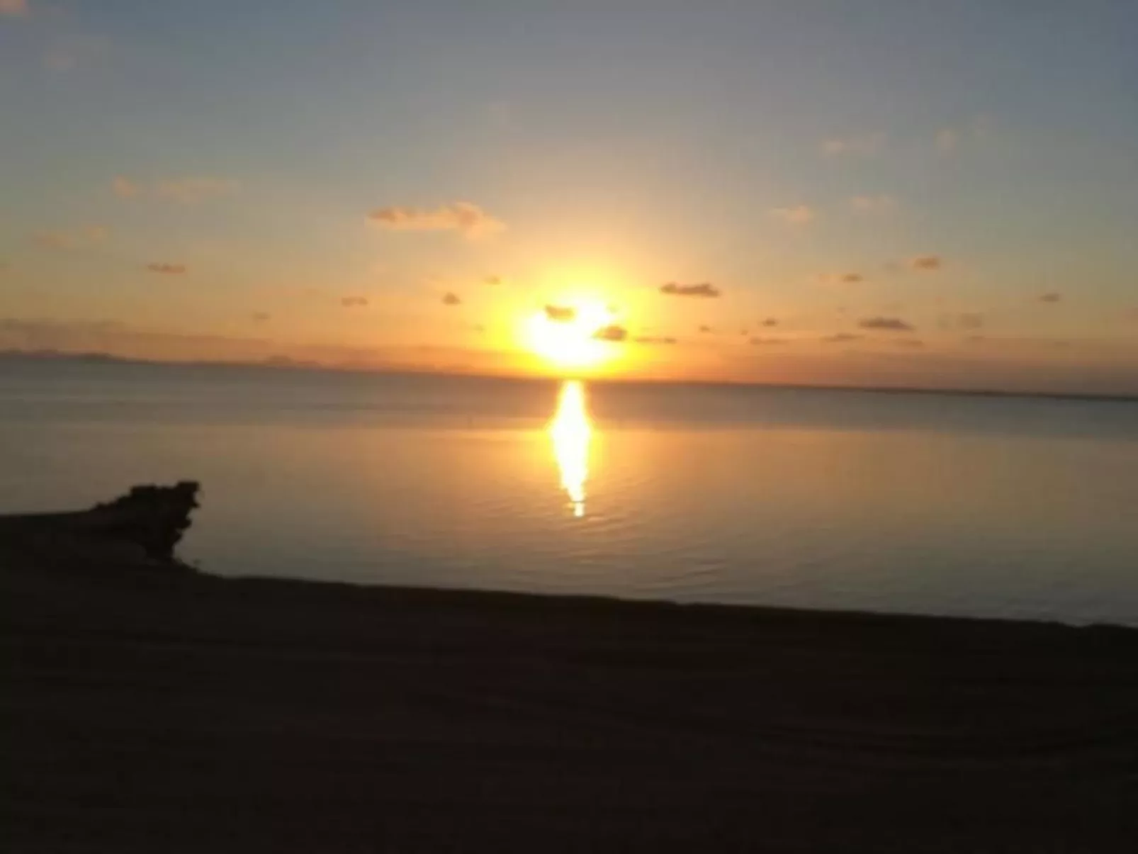 Mit Gemeinschaftspool-Dehors