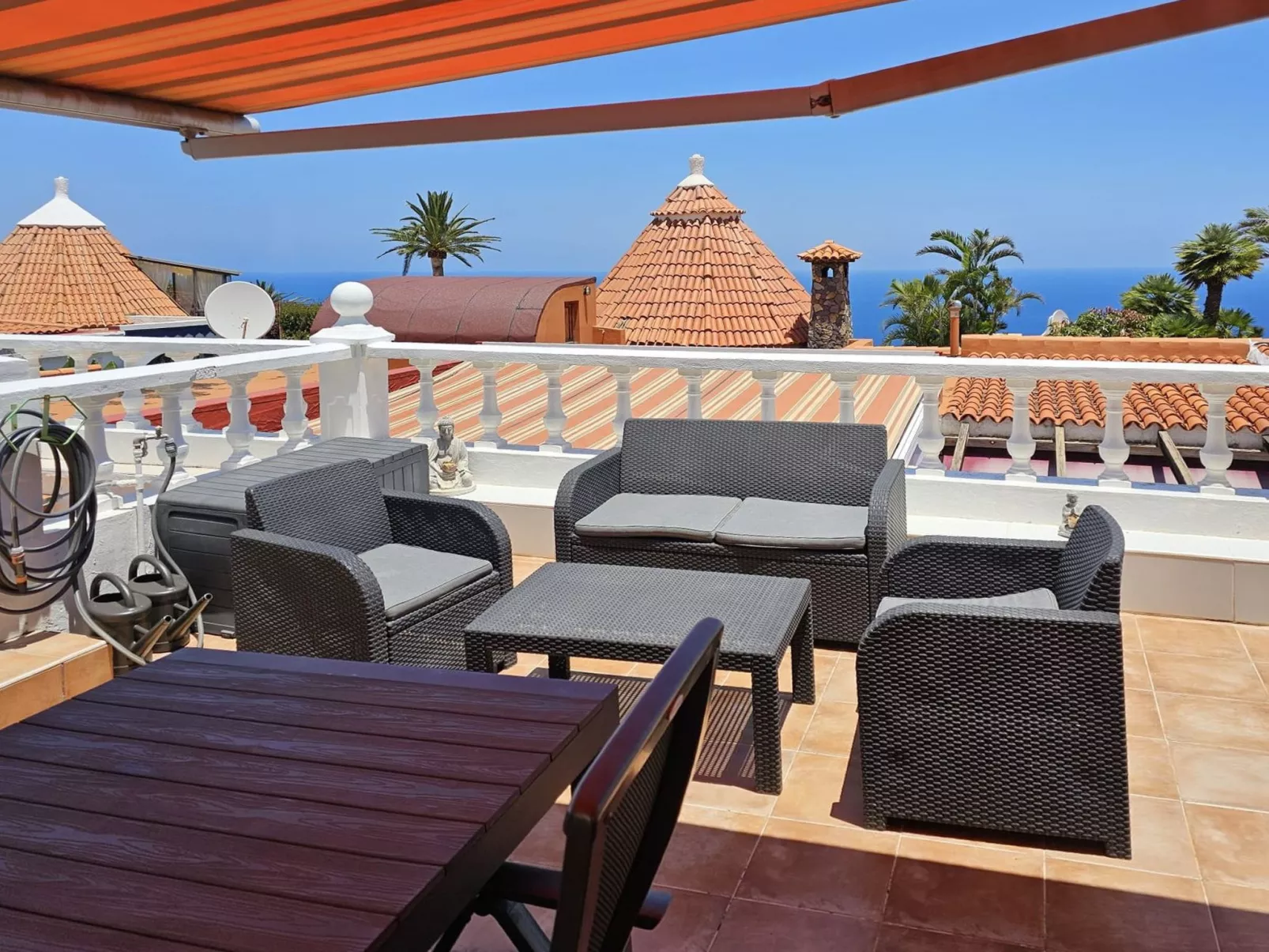 La Palmita mit Meerblick-Drinnen