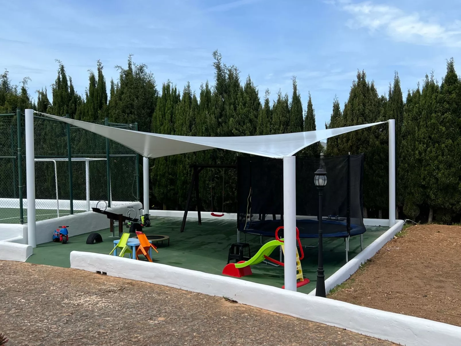 Villa Can Raes-Outside