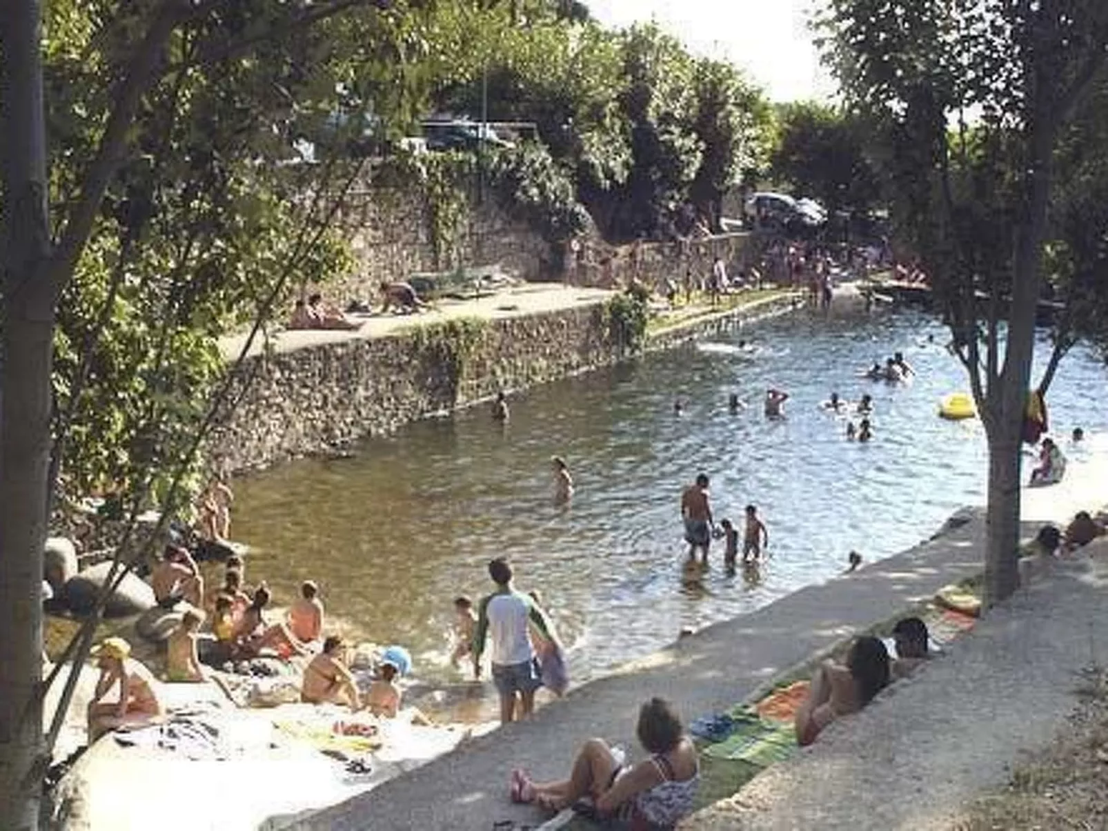 Natürlicher Urlaub in einem Ferienhaus mit Garten und Terrasse-Image-tags.info