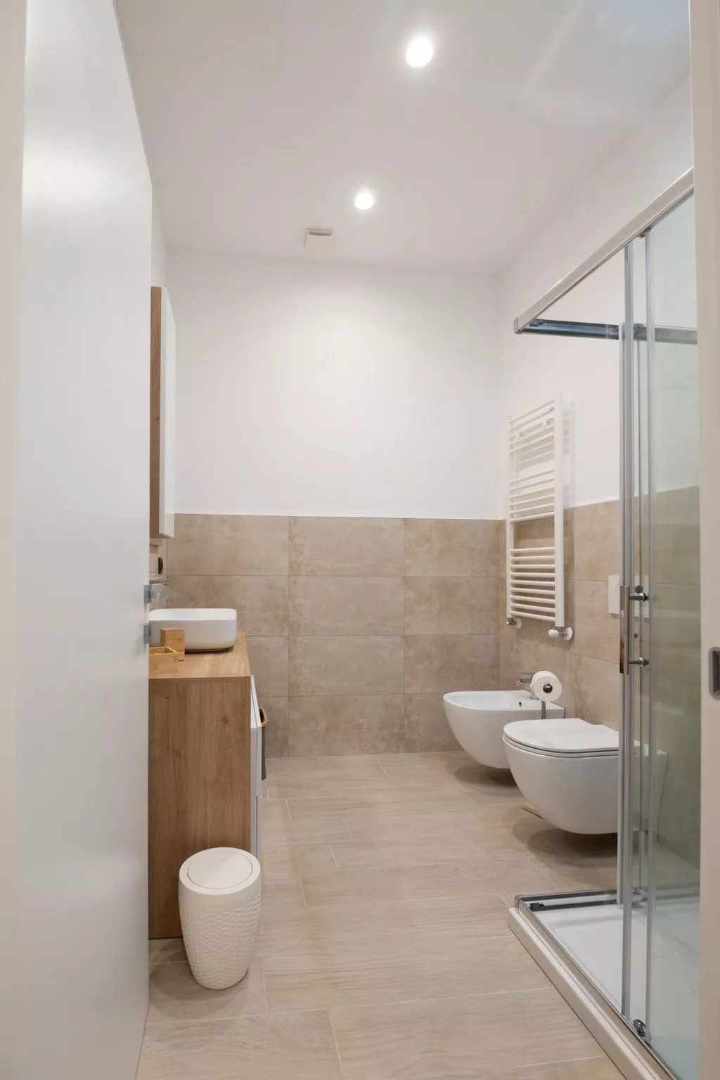 Bei Tante Gina-Inside