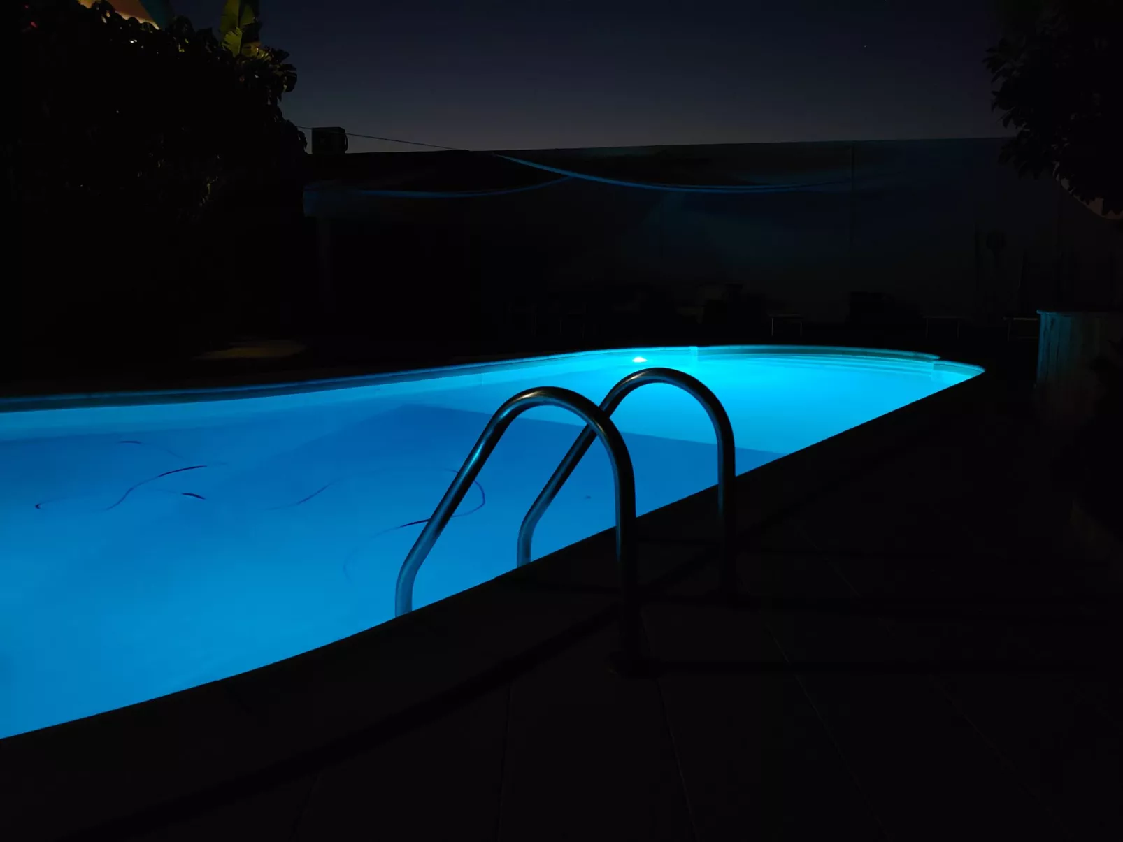 Villa Maya' Anwesen mit Infinity Pool-Image-tags.info