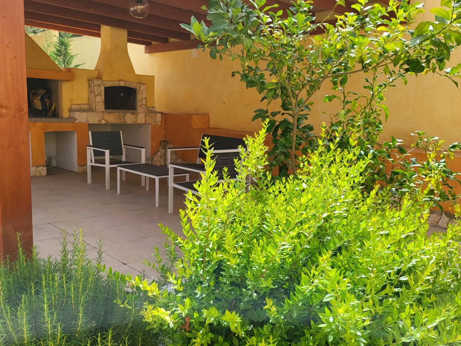 'Villa Vivi-Draußen