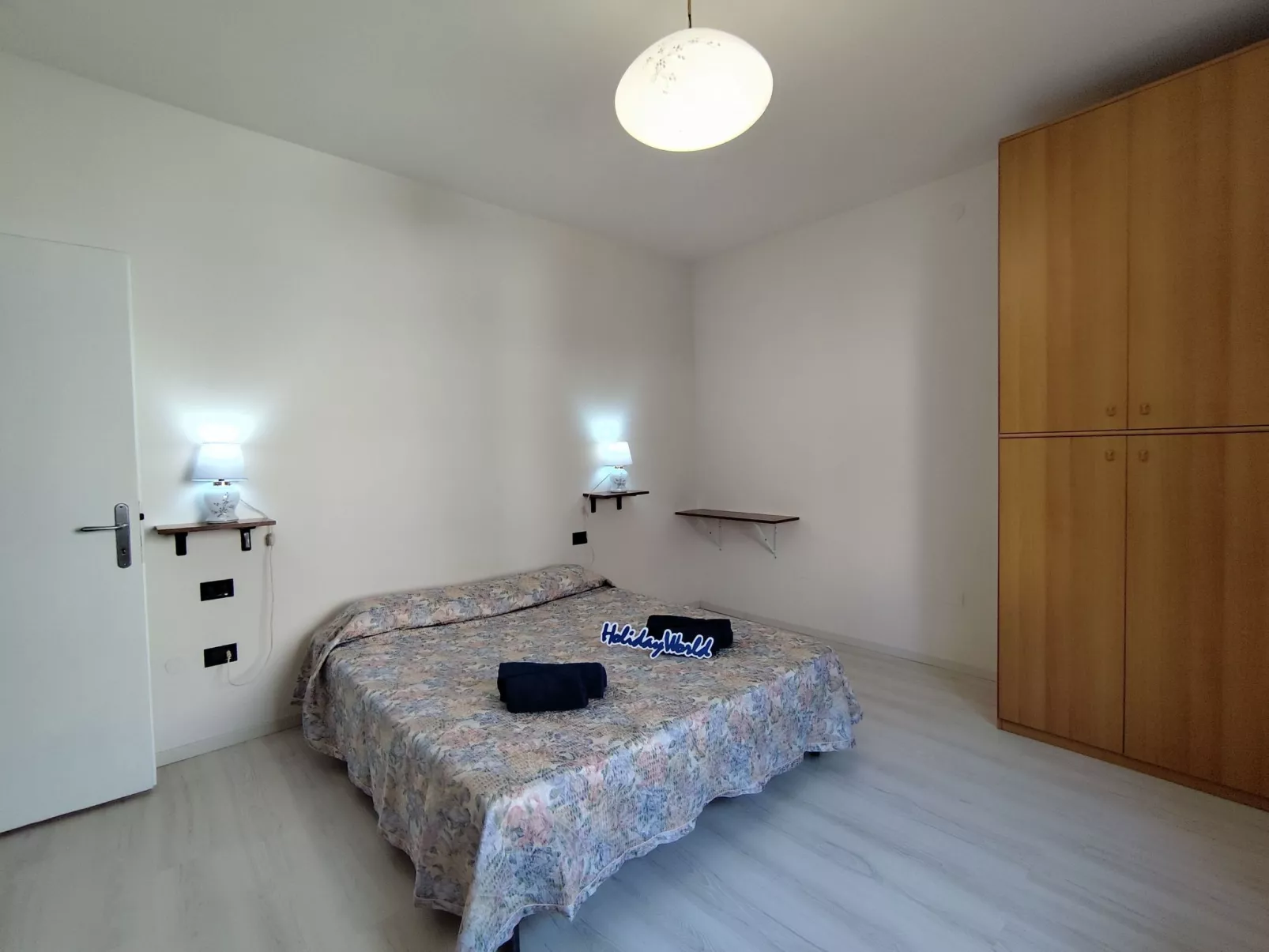 Komfort auf der Bergseite bei Holiday World-Inside