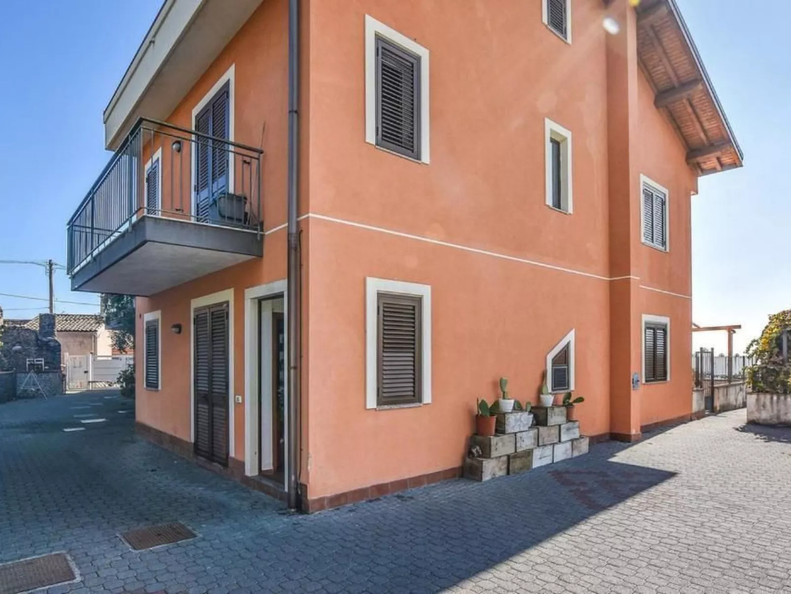 Anwesen "Casa Malù" mit Blick aufs Wasser-Image-tags.info