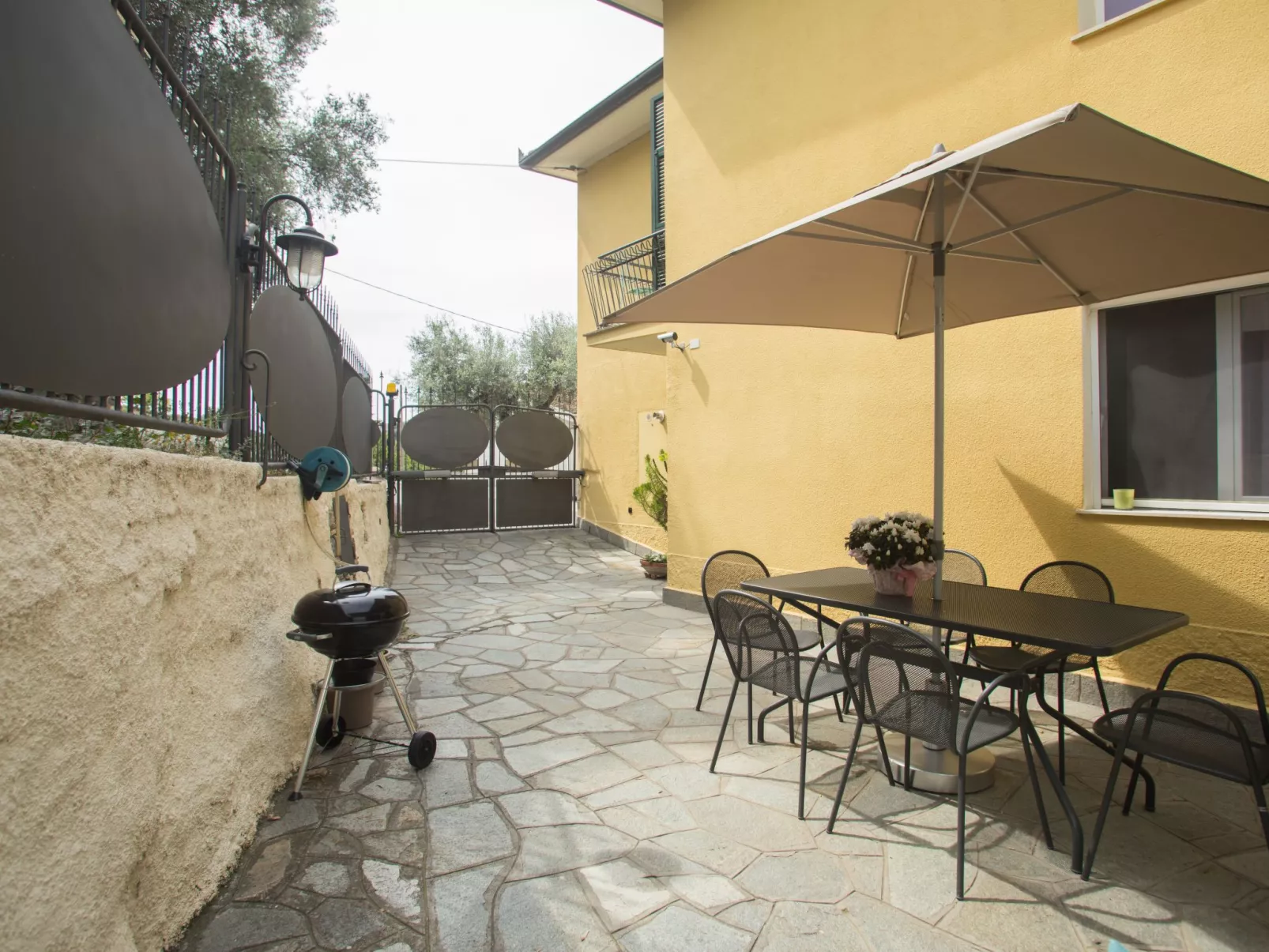 In Diano San Pietro-Dehors