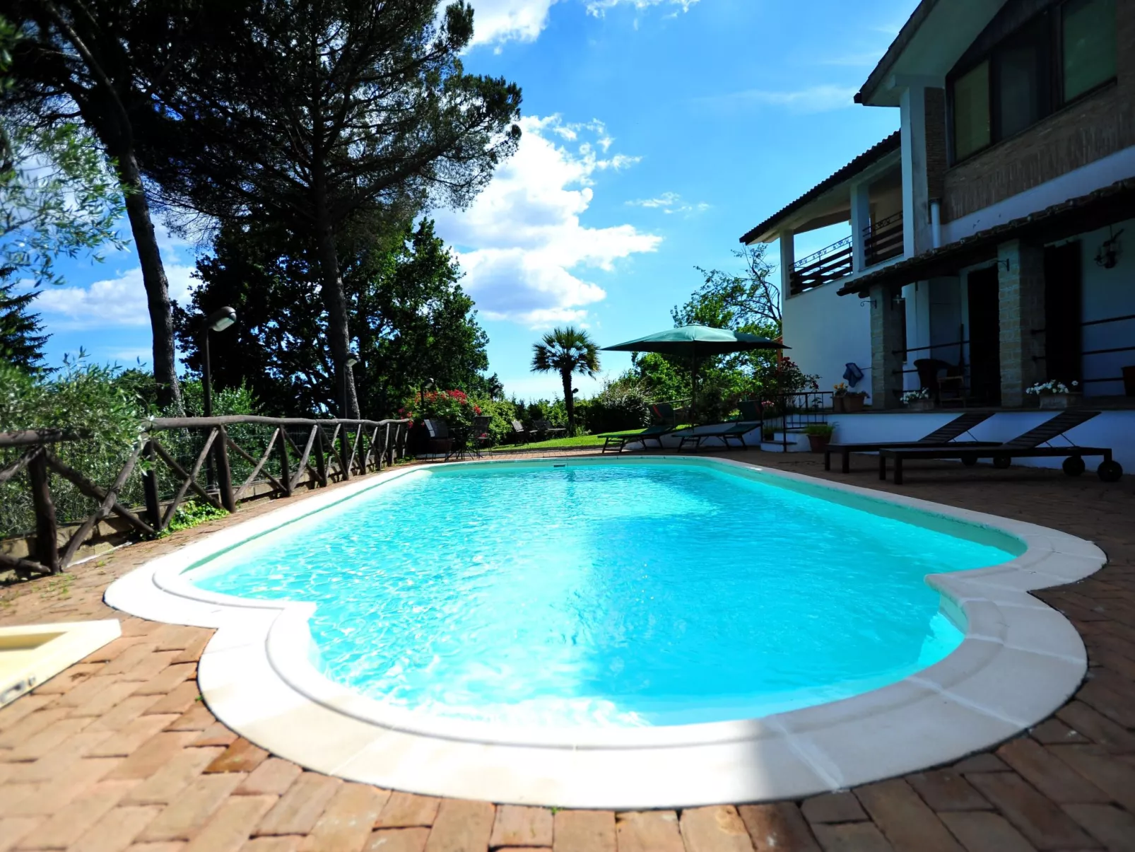 Villa 'Der Kirschbaum'-Dehors