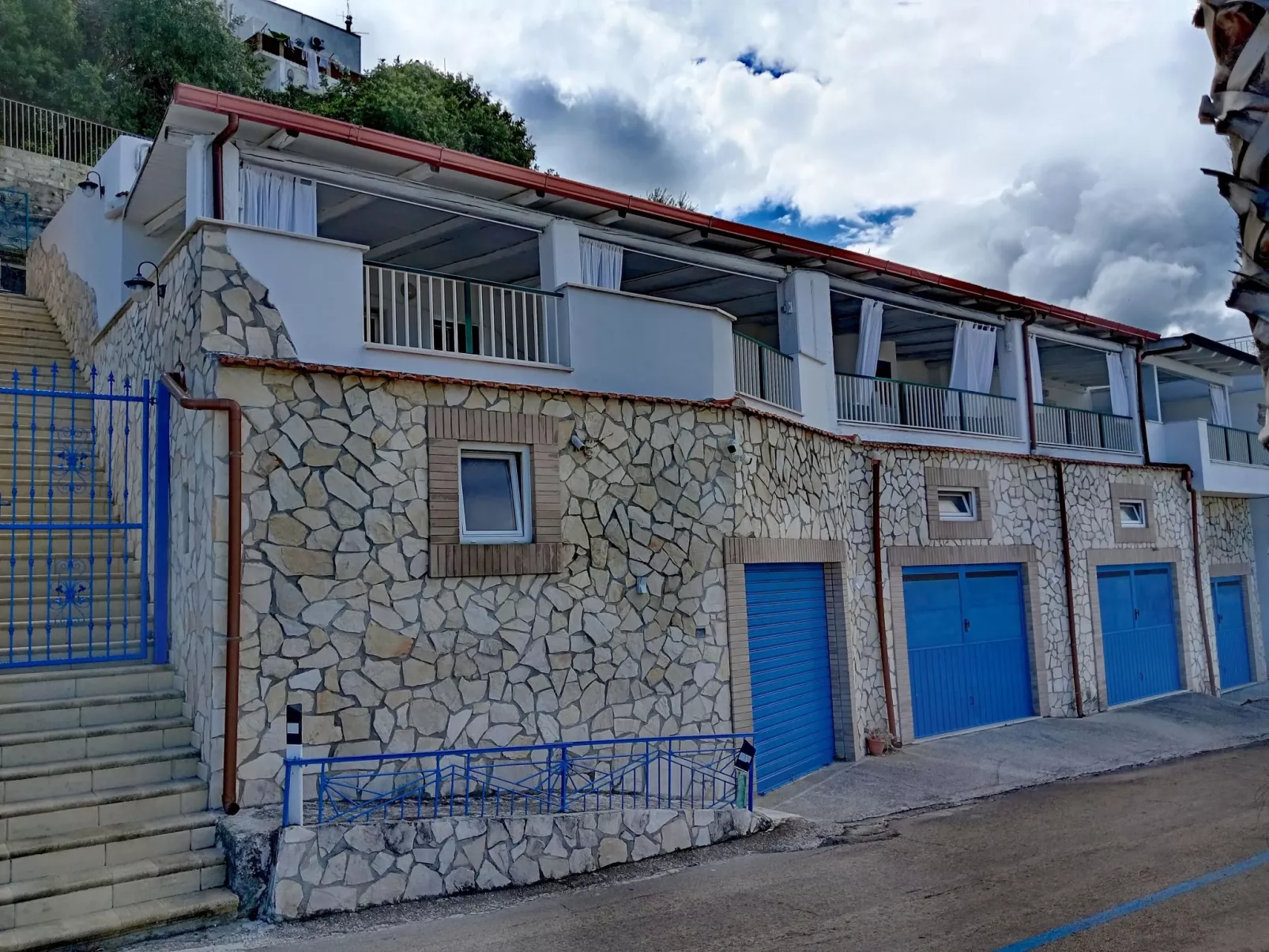 Drei-Zimmer-Wohnung mit Meerblick-Outside