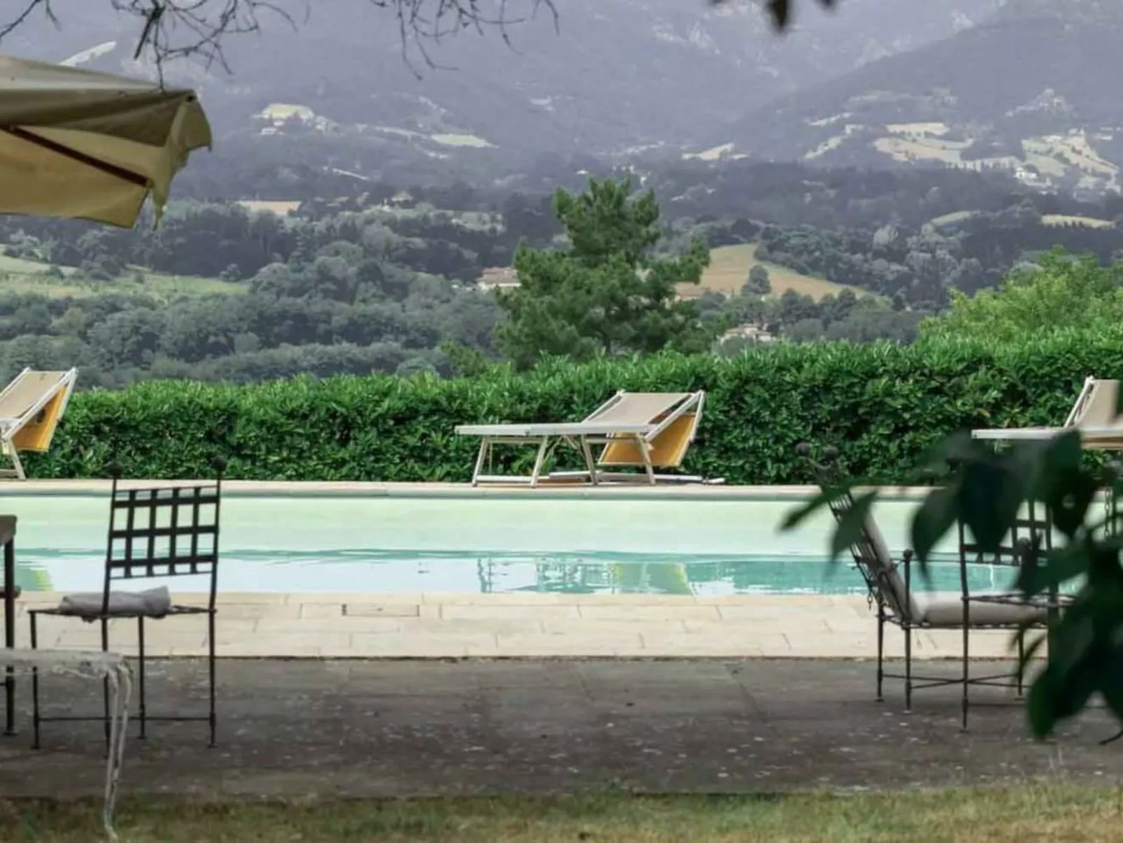 Wunderschöne Villa mit atemberaubender Aussicht und privatem Pool-Outside