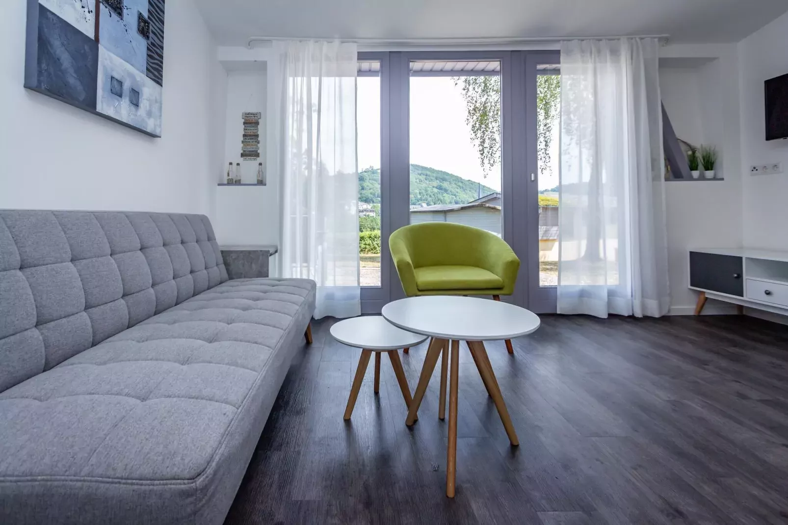 Bungalow Typ B 4P - Camping Park in der Eifel-Wohnzimmer