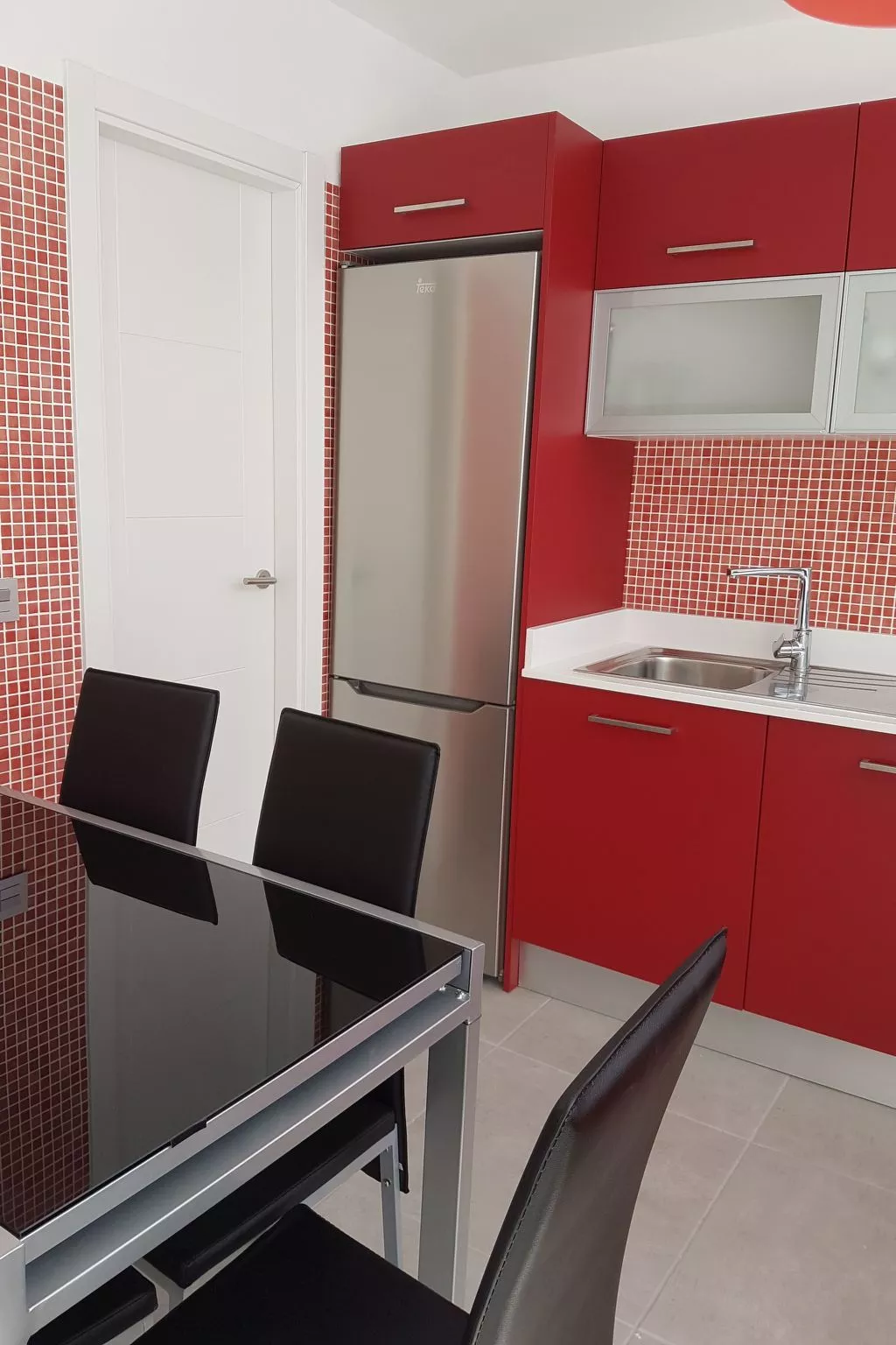 Widder vor dem Meer-Drinnen