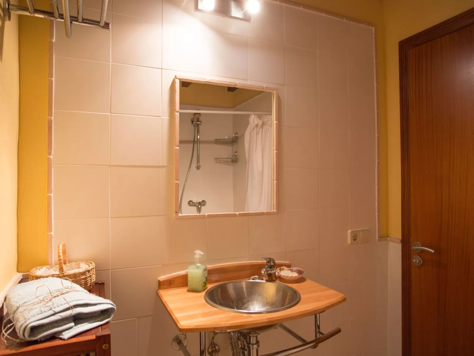 Finca mit Tennisplatz und Schwimmbad-Inside