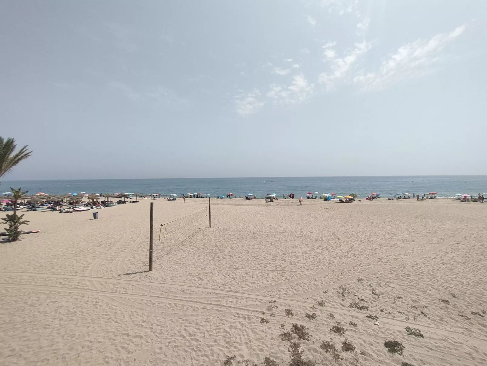 "La Invincible Moja" (Die unbesiegbare Moja)-Outside