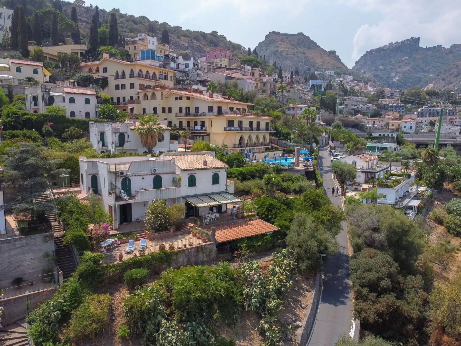 Angelo's Haus-Draußen