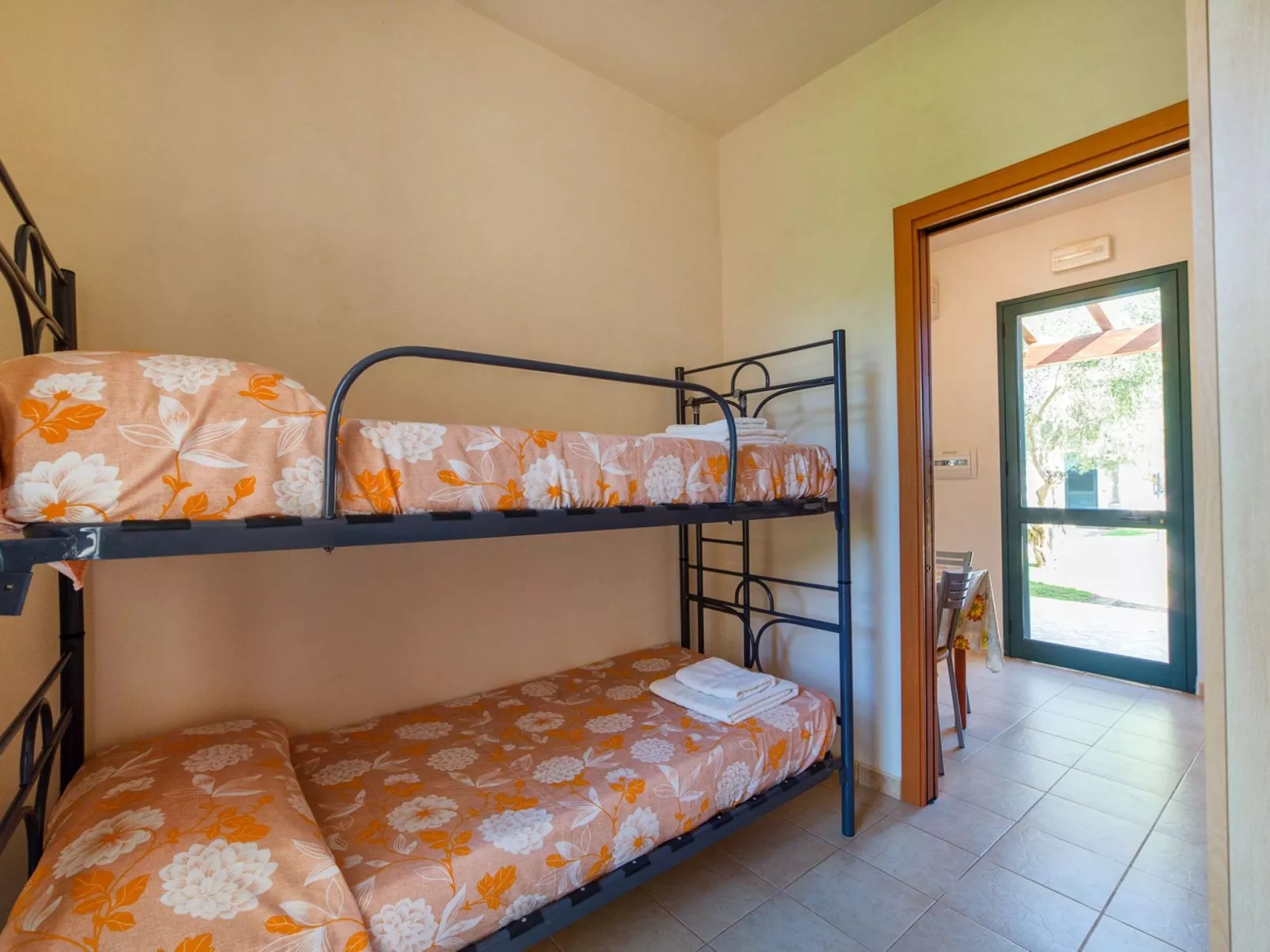 Appartement in Marsala mit gemeinschaftlichem Pool, Grill und Garten-Drinnen