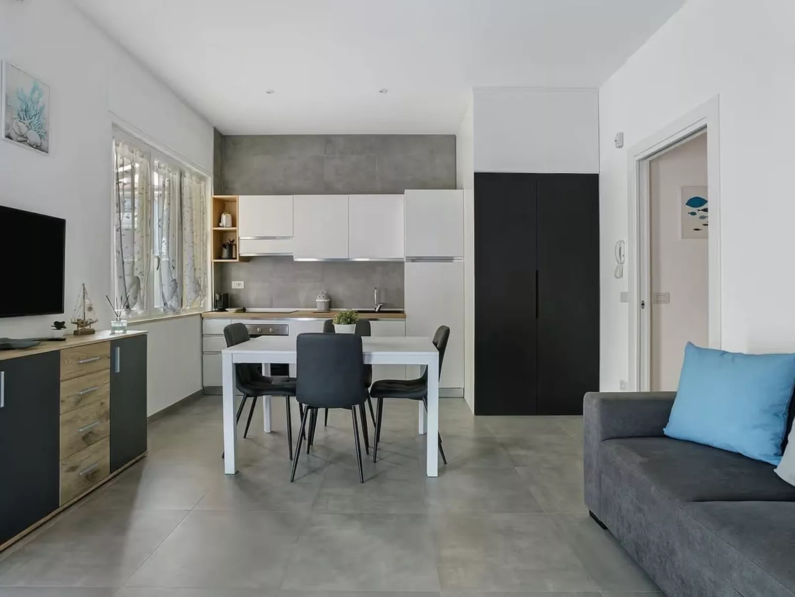 'Carducci 213-Drinnen