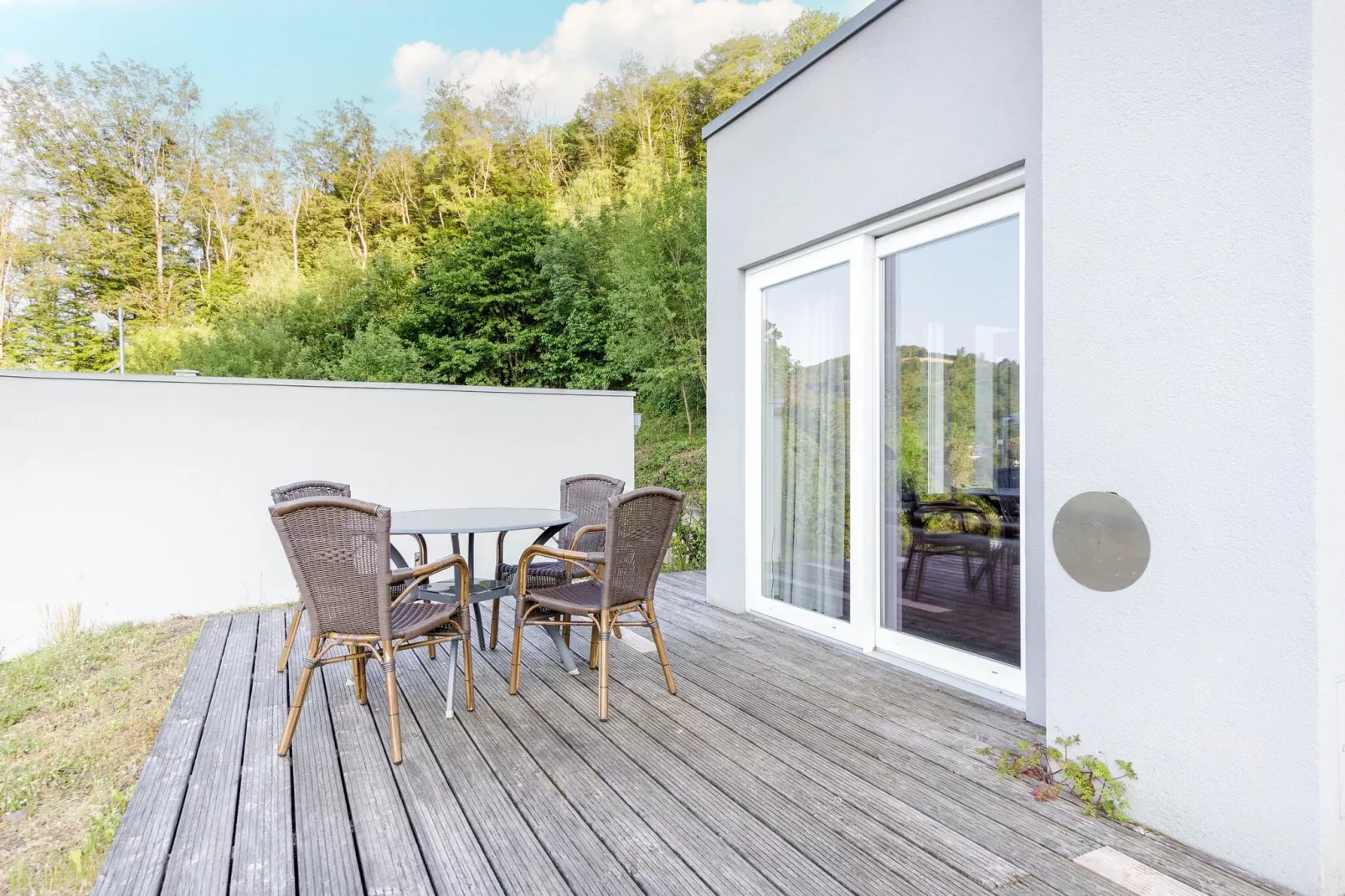 Bungalow Luxus Typ B Campingpark Eifel-Terrassenbalkon