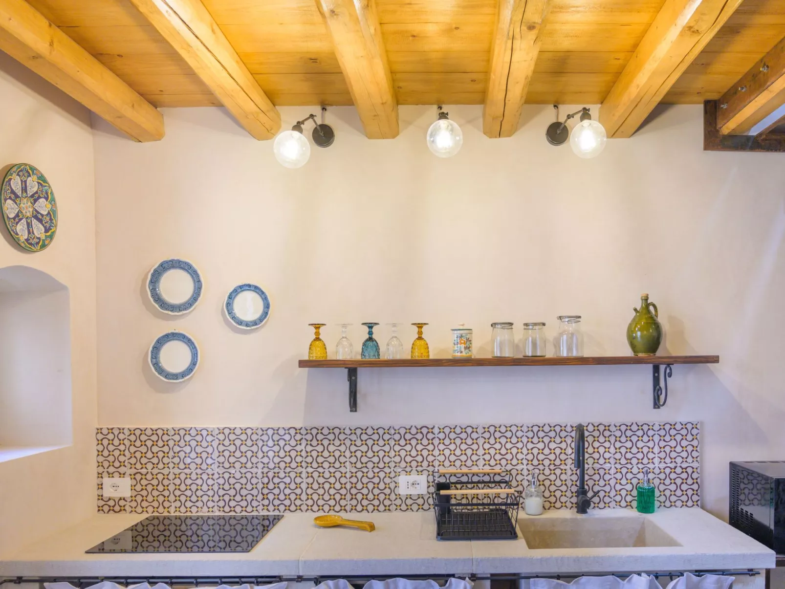 'Casa degli Archi-Image-tags.info