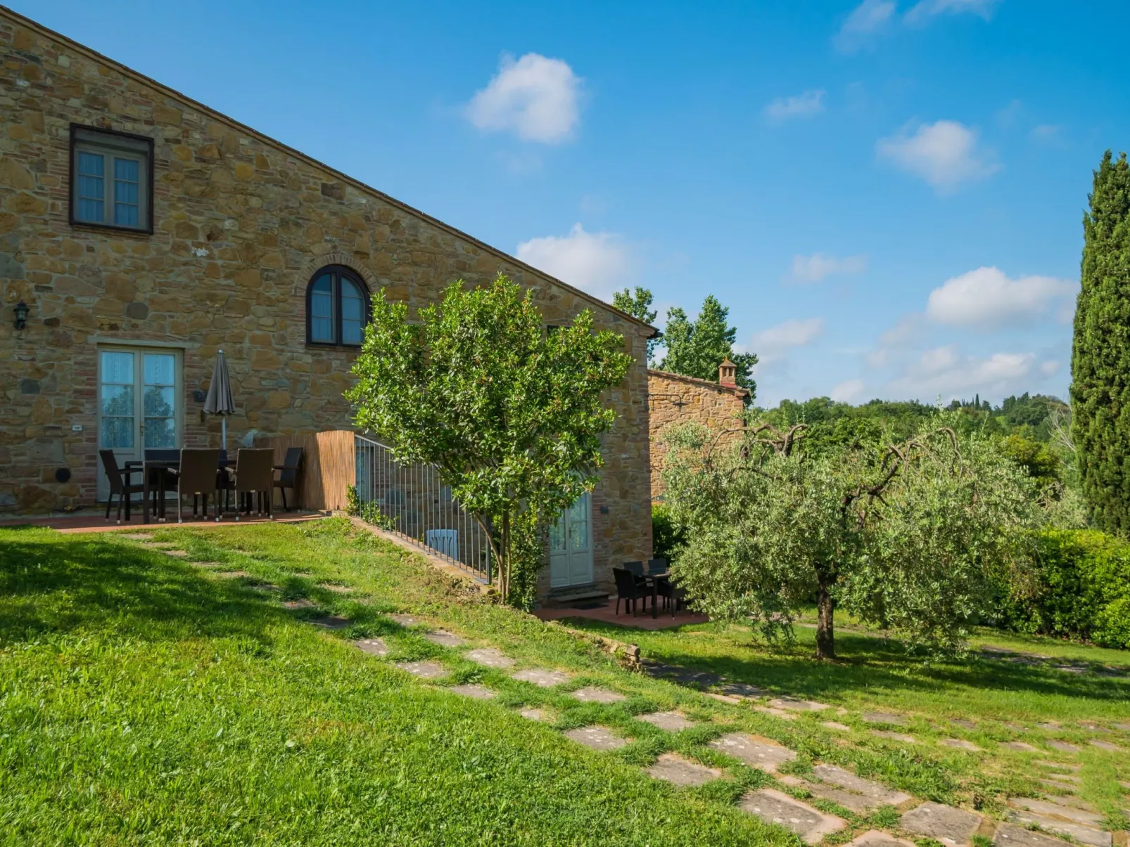 Zwei-Zimmer-Wohnung Borgo Collelungo-Outside