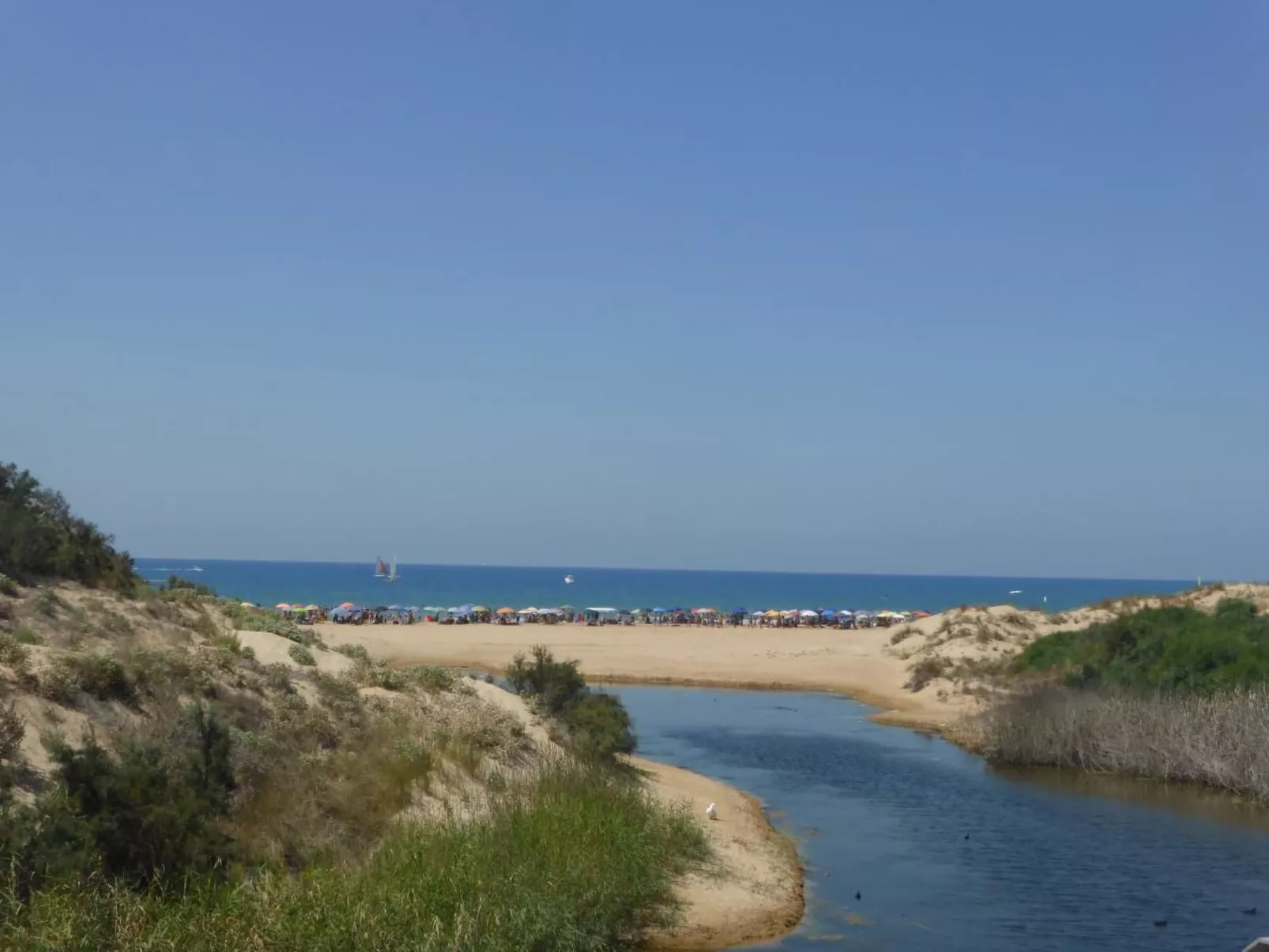 Schöner zentraler Bungalow direkt am Sandstrand auf Sizilien-Outside