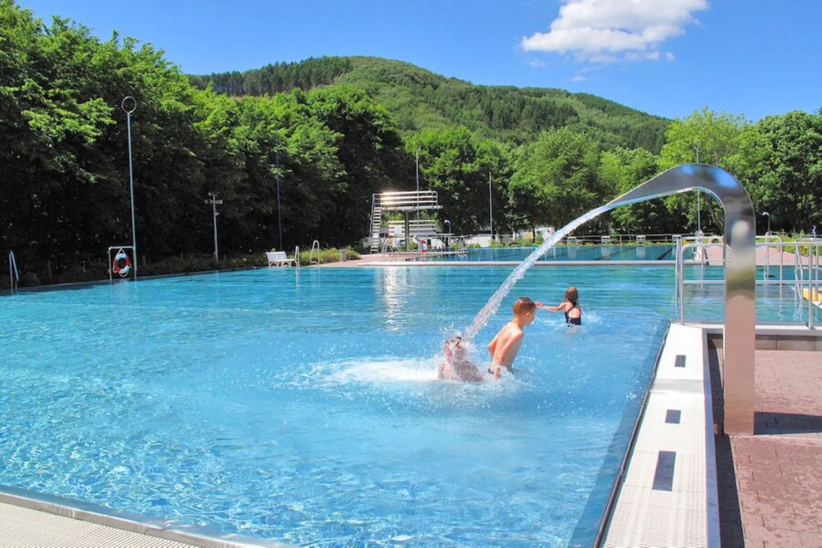 Bungalow Luxus Typ Z Campingpark Eifel-Piscine