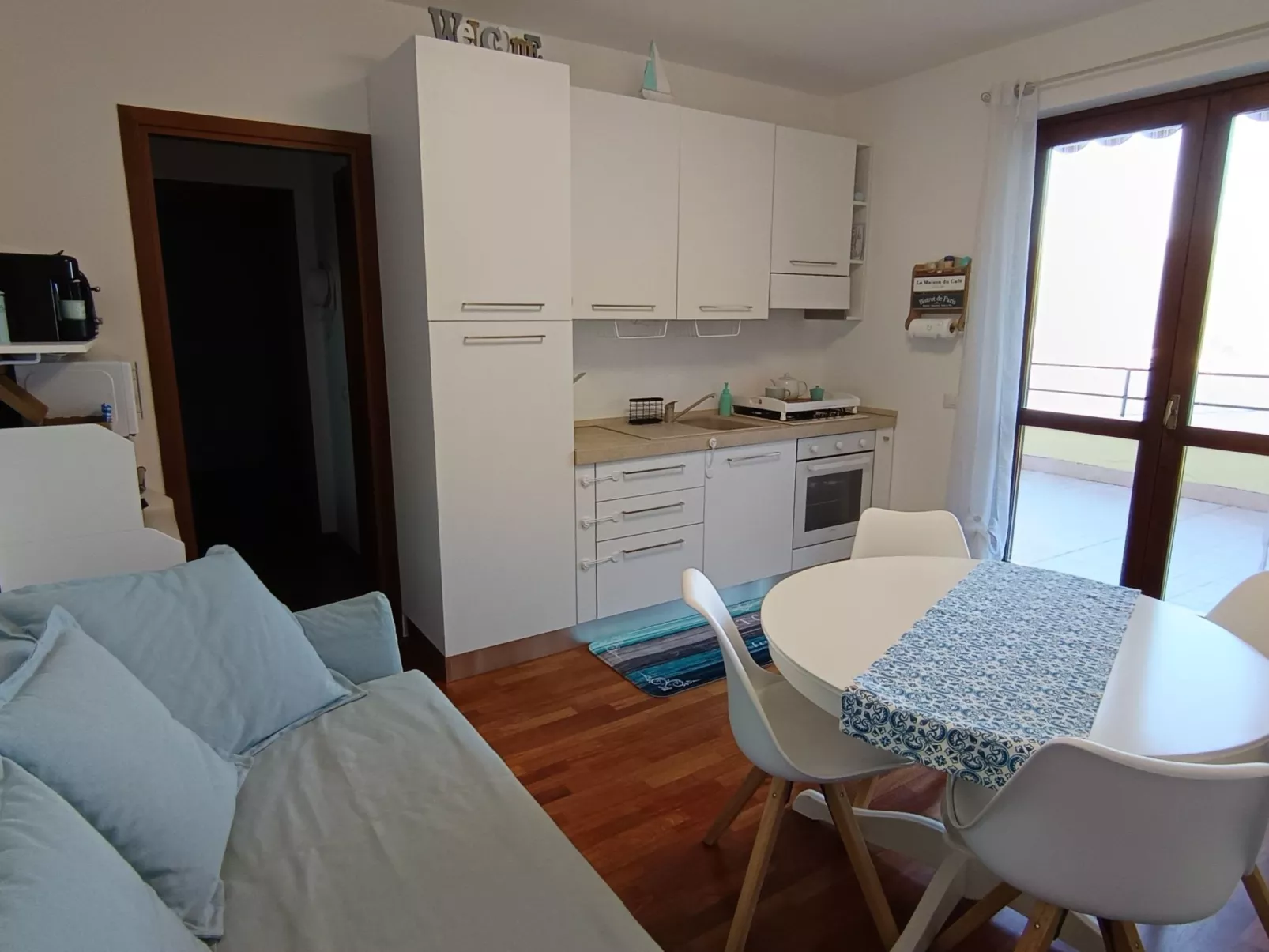 Le Terrazzwe - Drei-Zimmer-Wohnung mit Terrasse und Pool-Inside