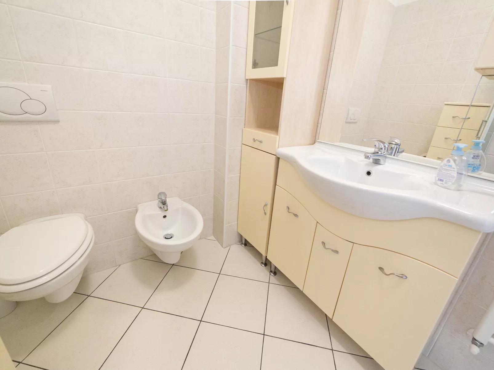 Wohnung Borghetto Santo Spirito mit Terrasse-Dedans