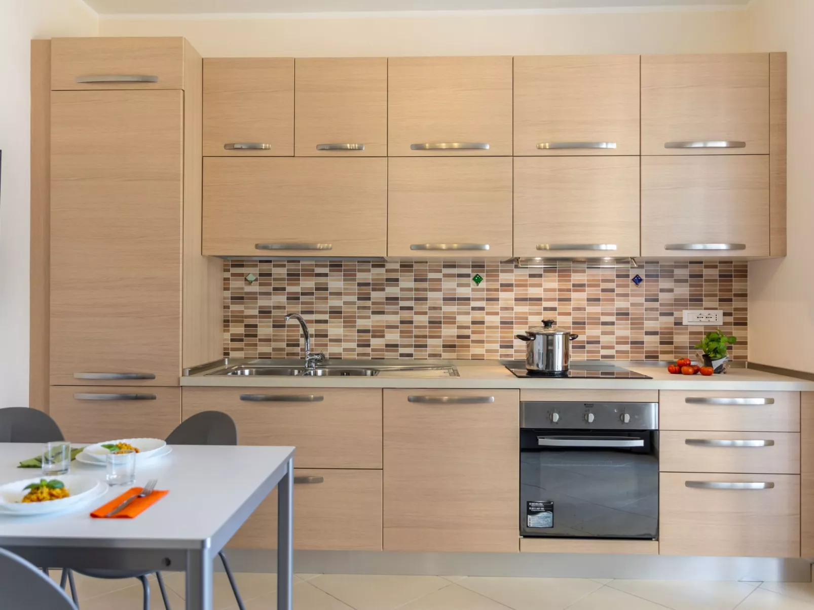 "Sirio" mit Gemeinschaftspool und 200 m vom Meer entfernt-Inside