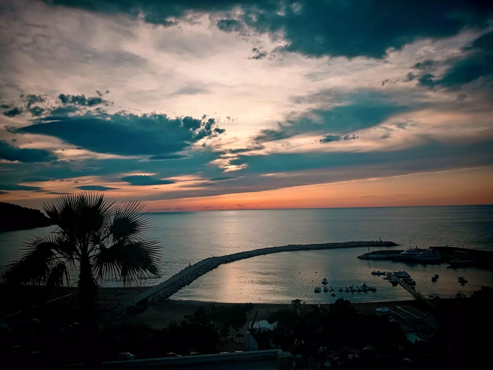 Drei-Zimmer-Wohnung mit Meerblick-Outside
