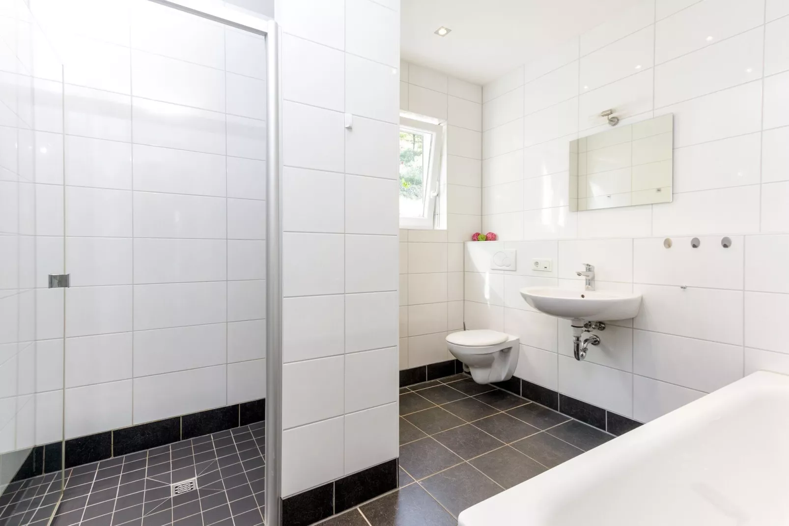 Bungalow Luxus Typ Z Campingpark Eifel-Salle de bain