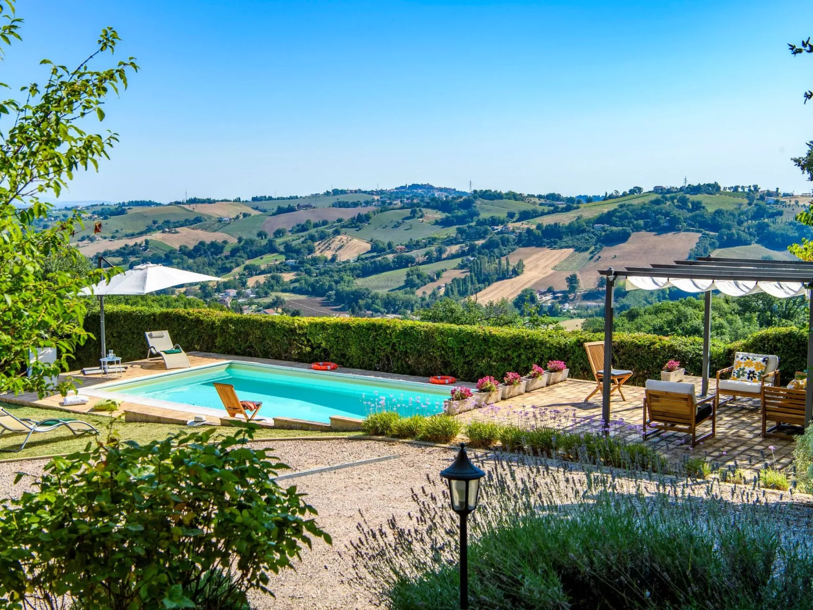 Casa Felicità, Marche Ferienhäuser-Draußen