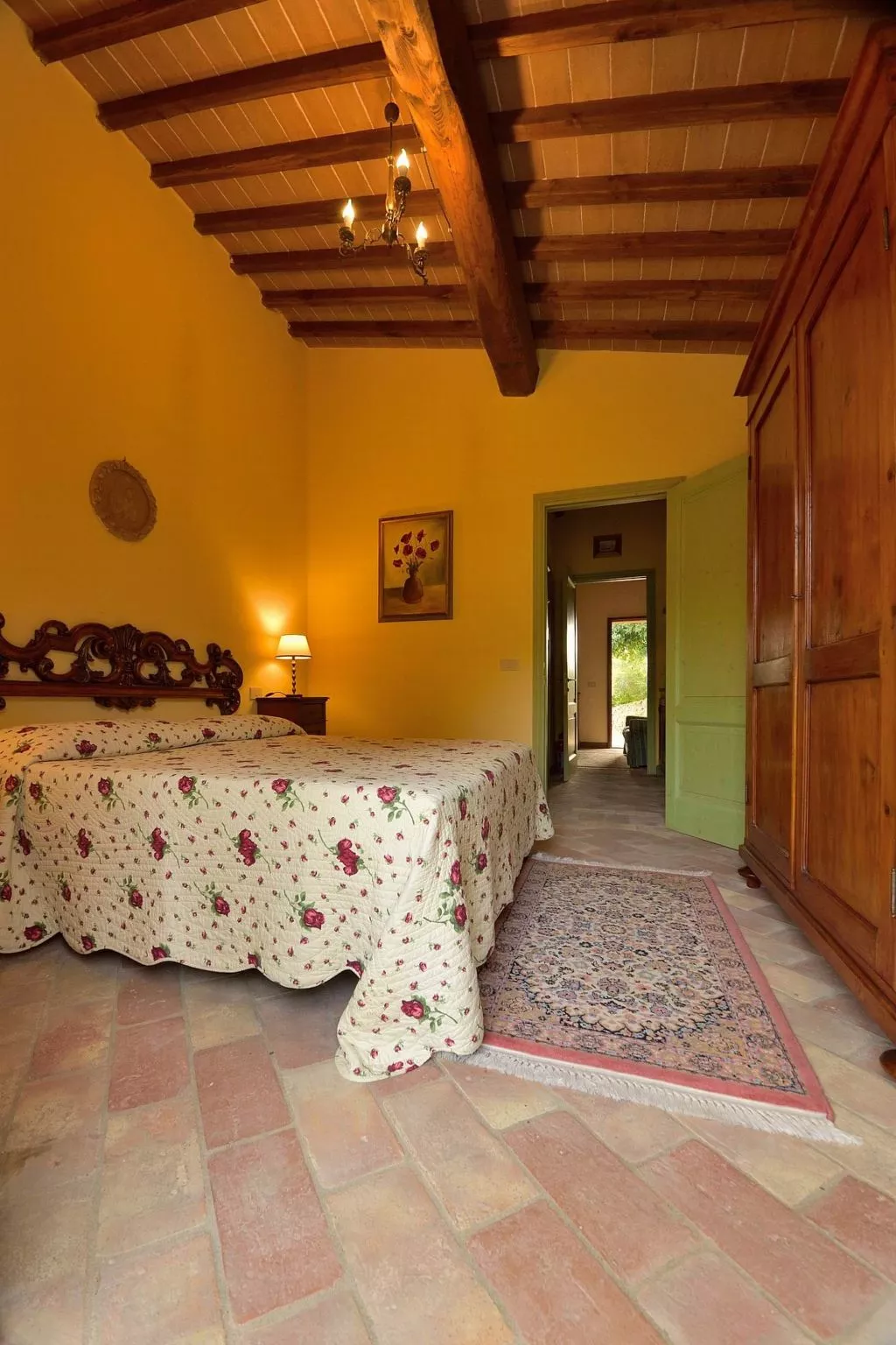 Wohnung 'Mascie rondini' mit Terrasse-Drinnen