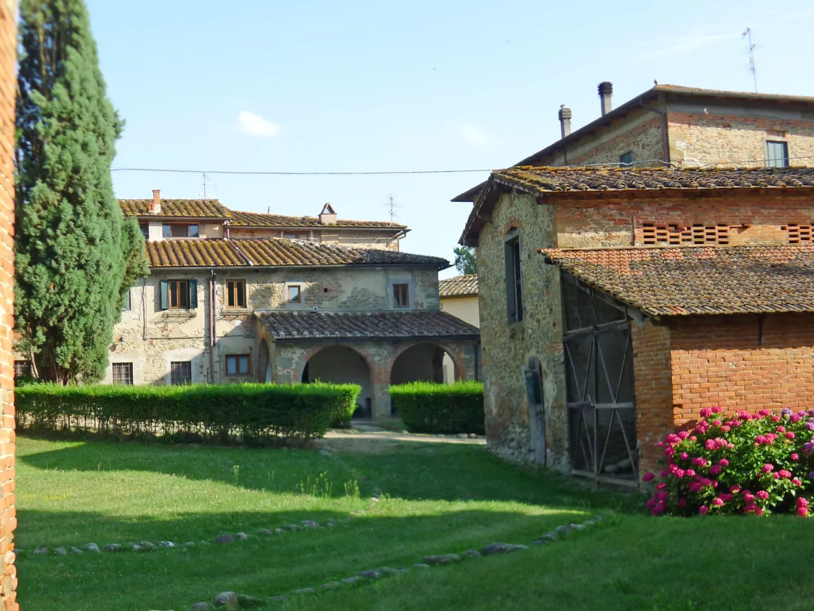 Geräumige Wohnung mit 3 Schlafzimmern und 3 Bädern-Outside