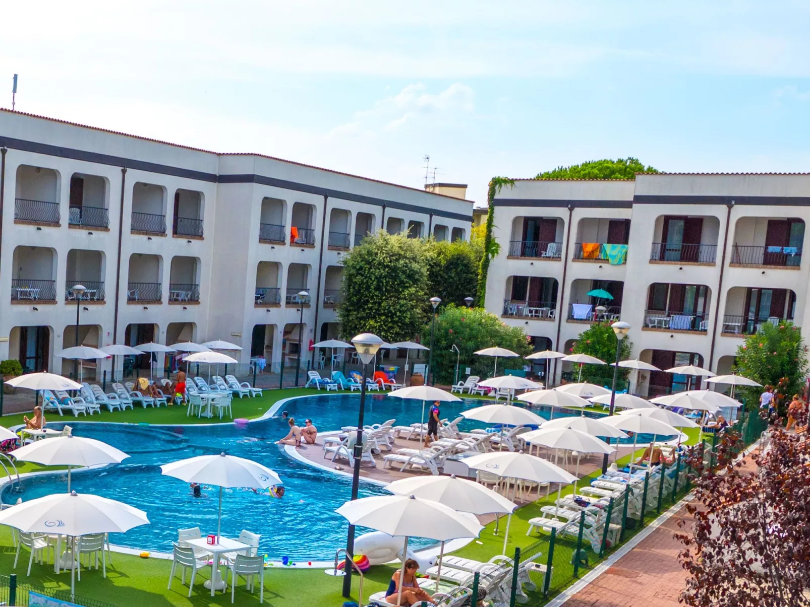 Michelangelo Suite Resort Dorado-Outside