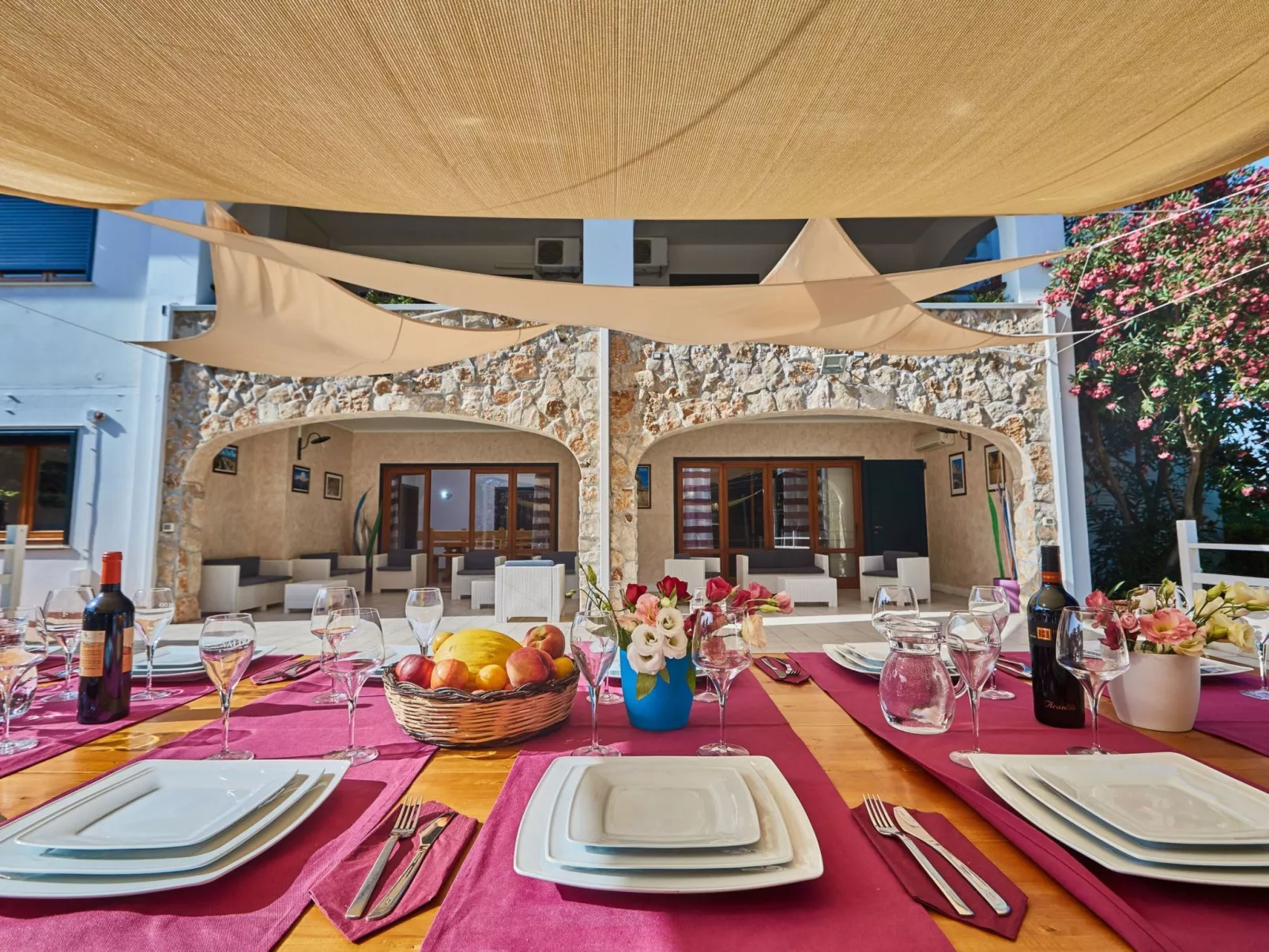 Für 15 Personen in Marina di Modica, Sizilien (Provinz Ragusa)-Image-tags.info