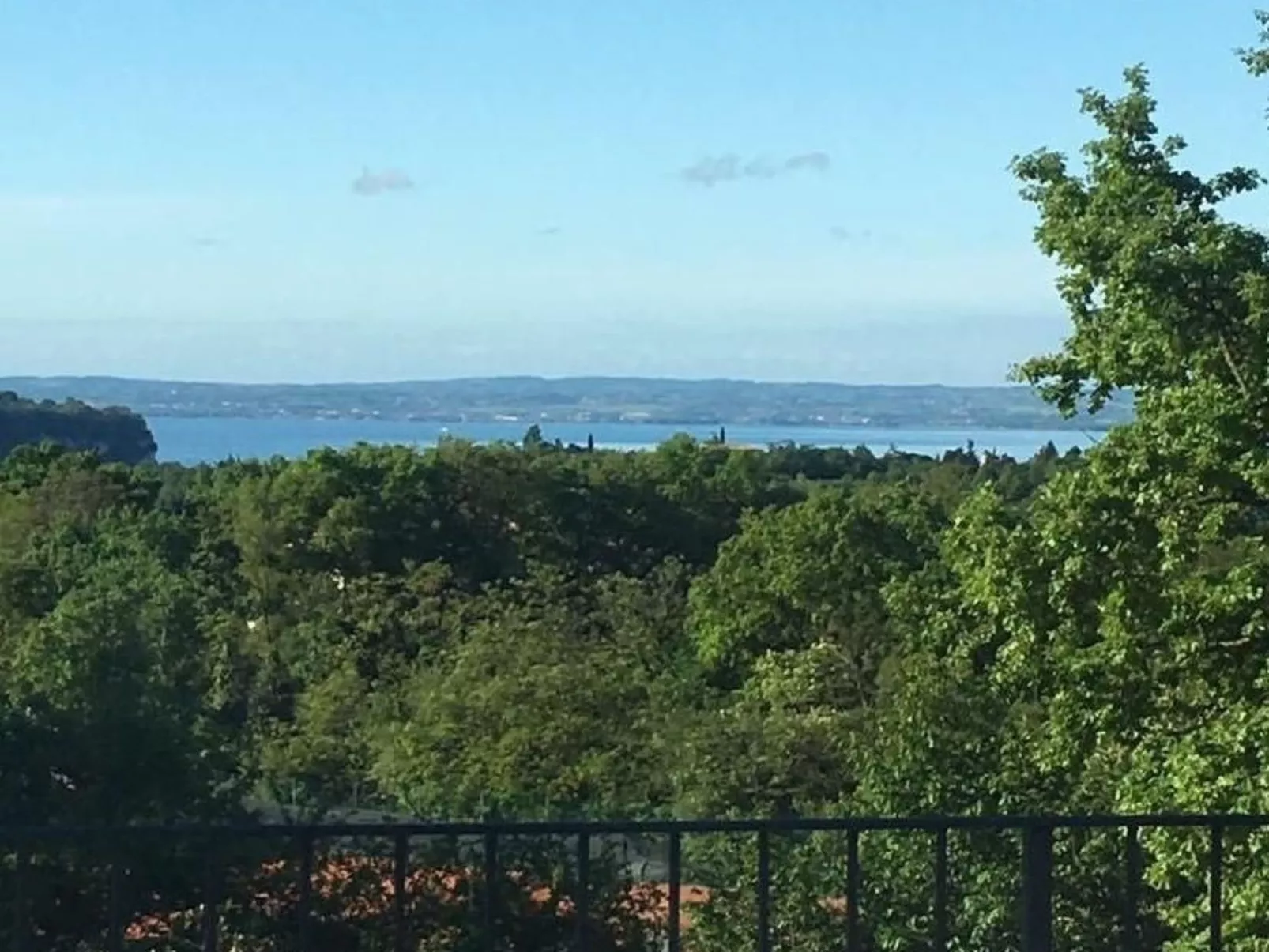 Villa am Gardasee mit großem Pool und Garten-Dehors