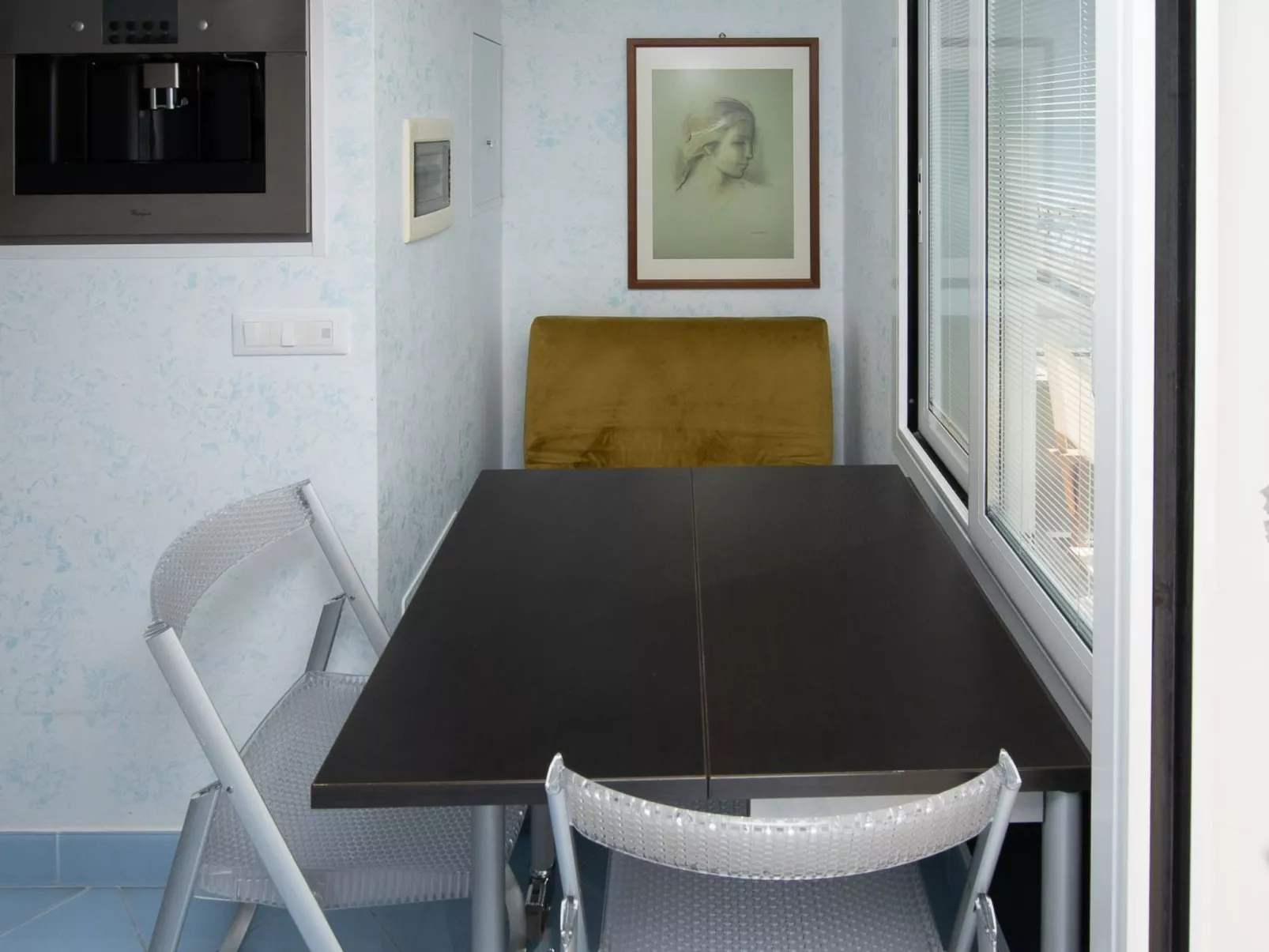 Alba Jachthafen-Dedans