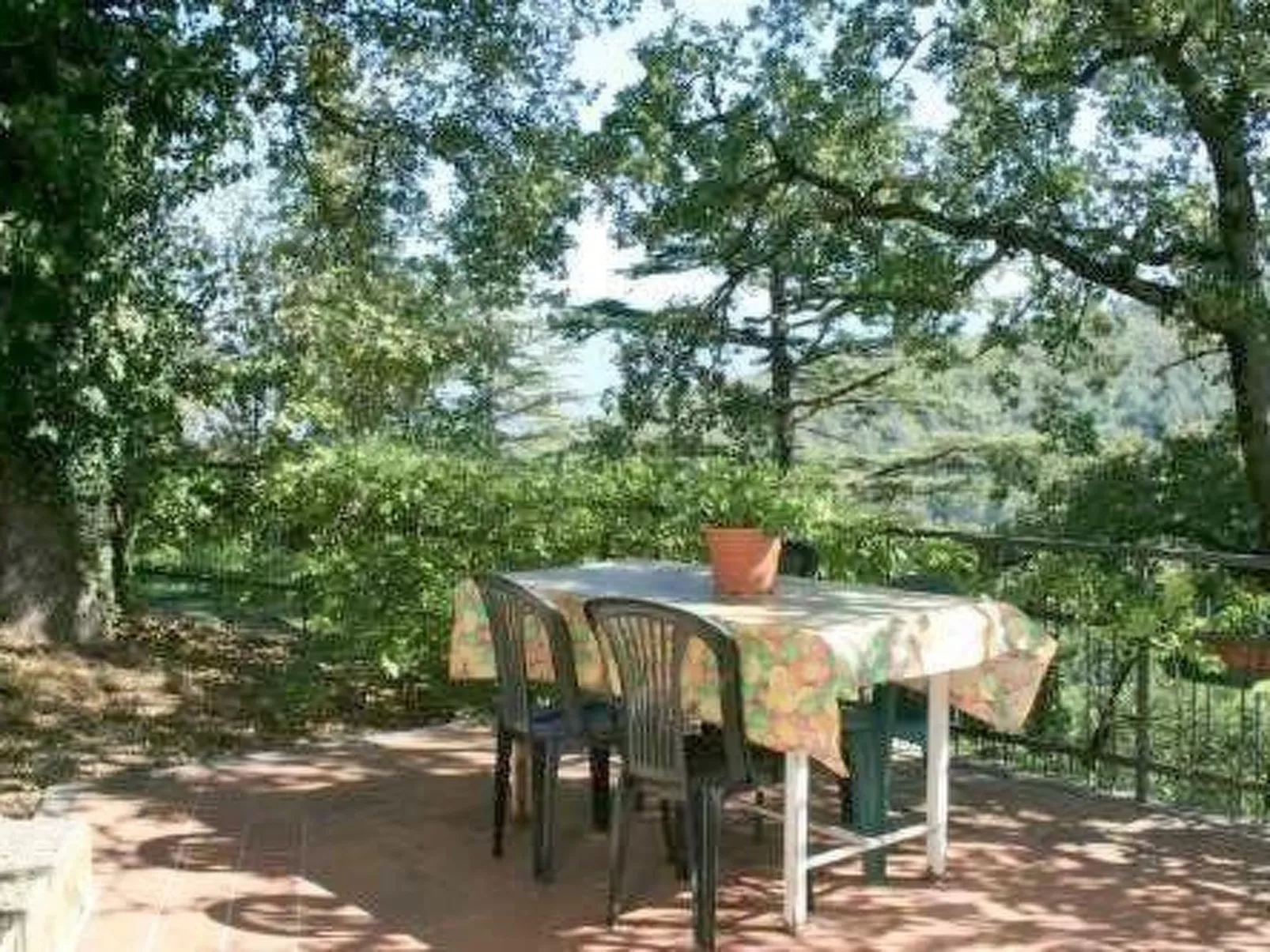 Villa Panzalla Kapelle-Outside