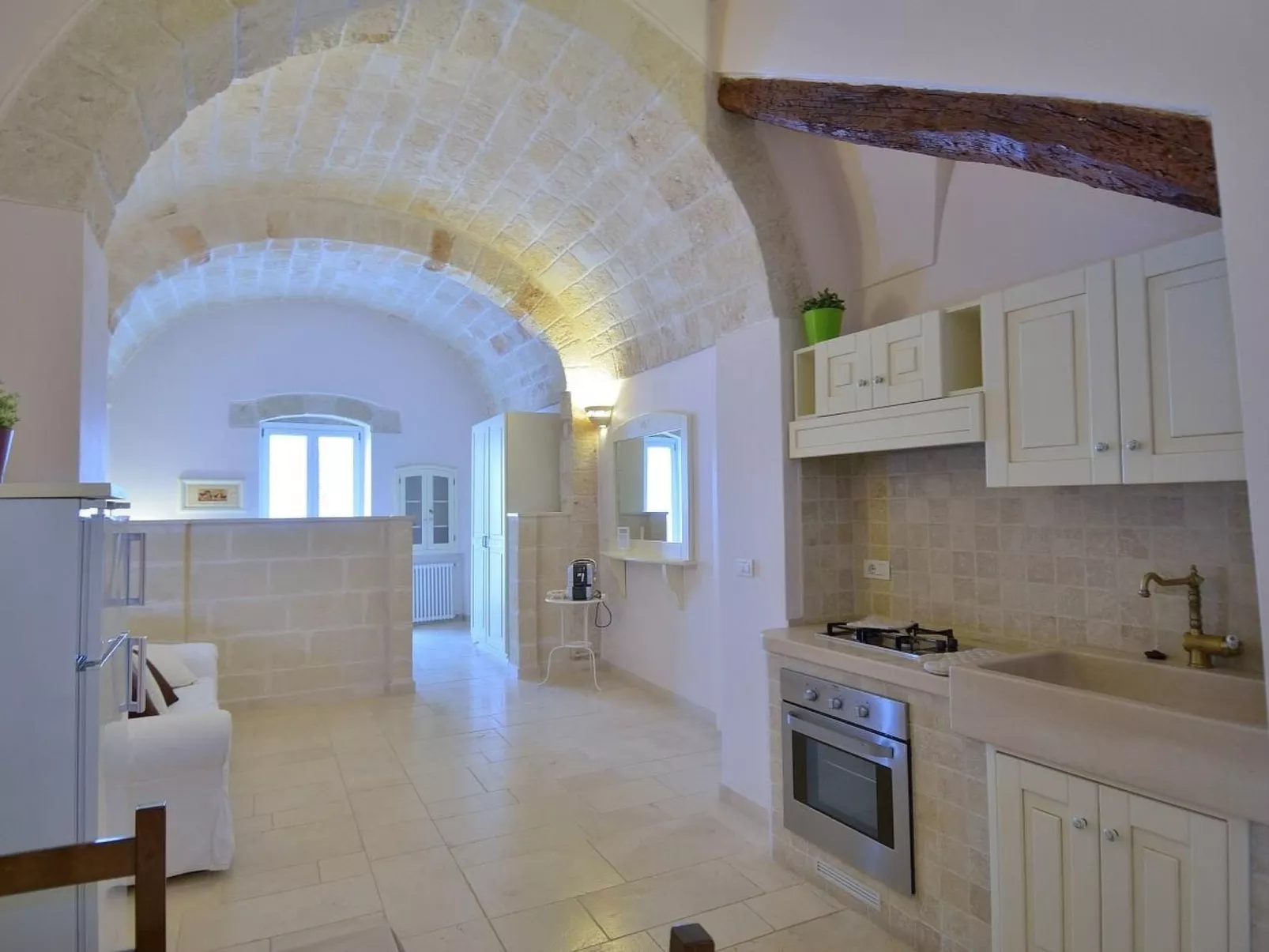 Dimora Leoci-Image-tags.info