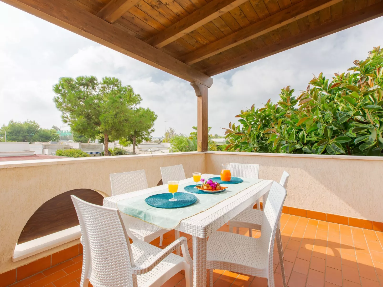 Flacher Rasen rechts-Outside