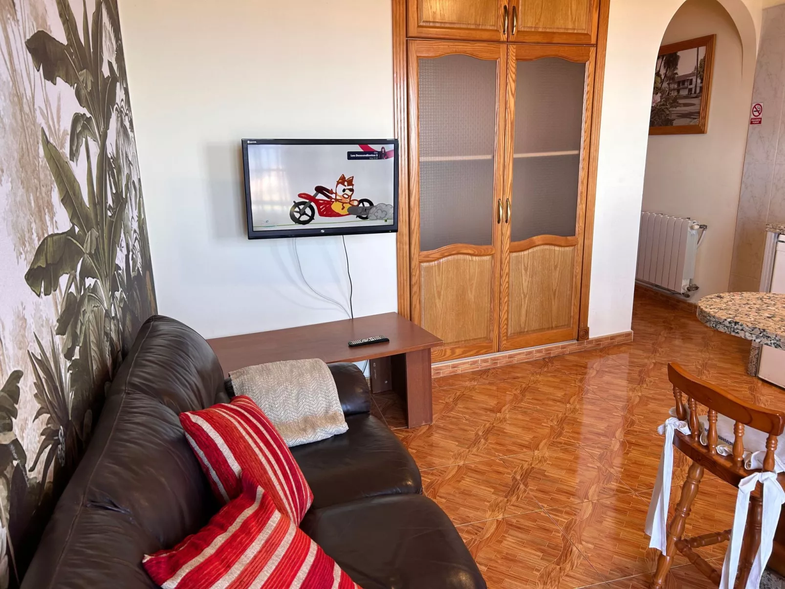 Apartment mit Balkon und Meerblick-Drinnen