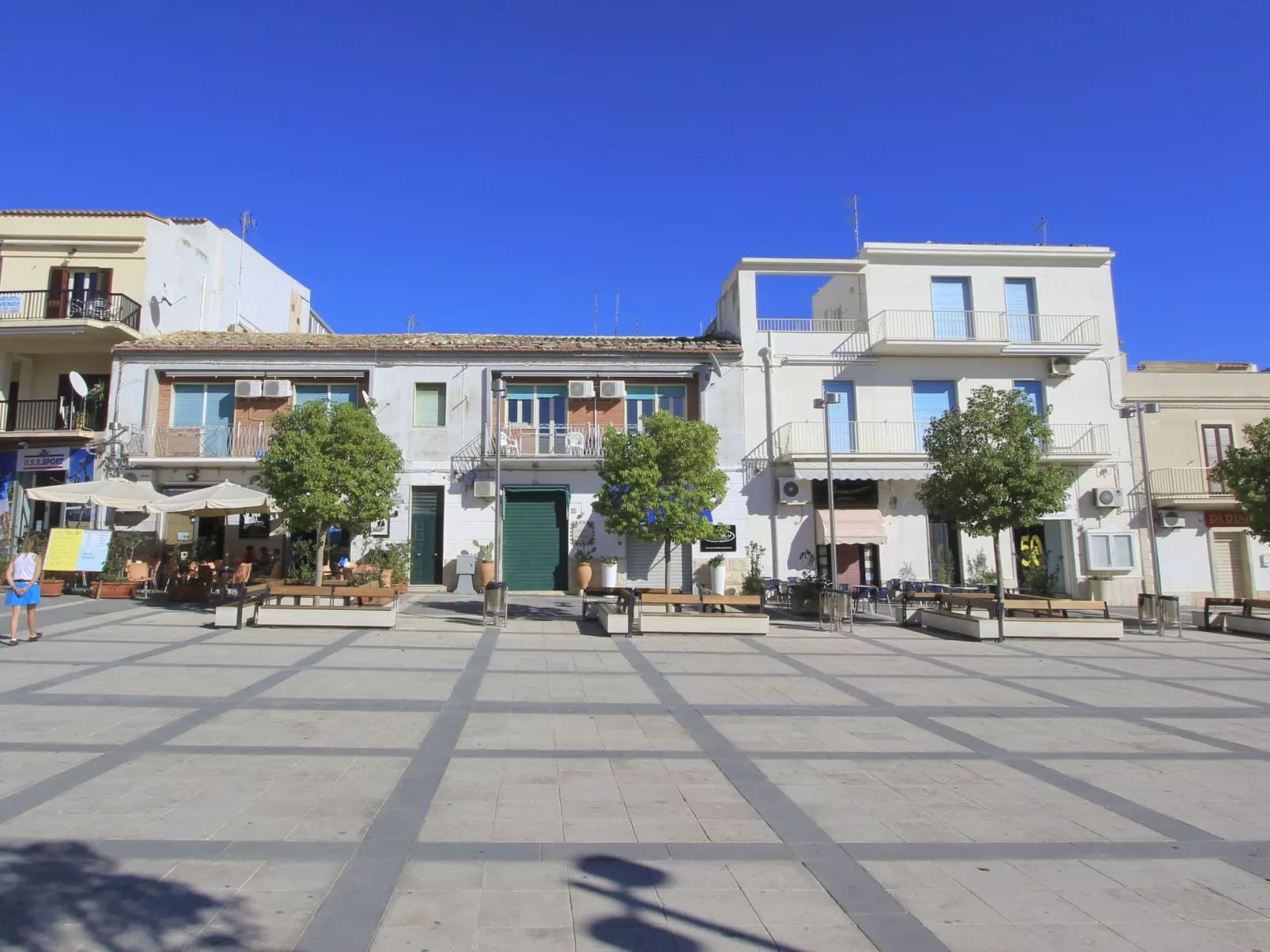Talete, im Zentrum 40 m vom Strand entfernt-Outside