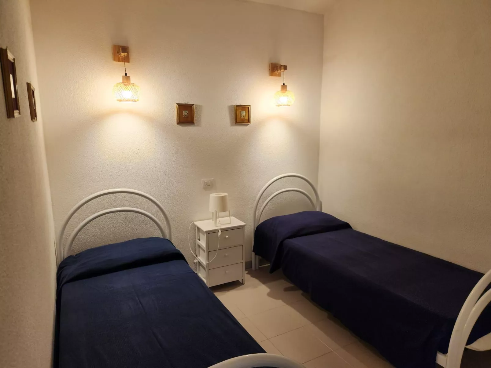 Trilo Mulbery mit großem Garten-Inside