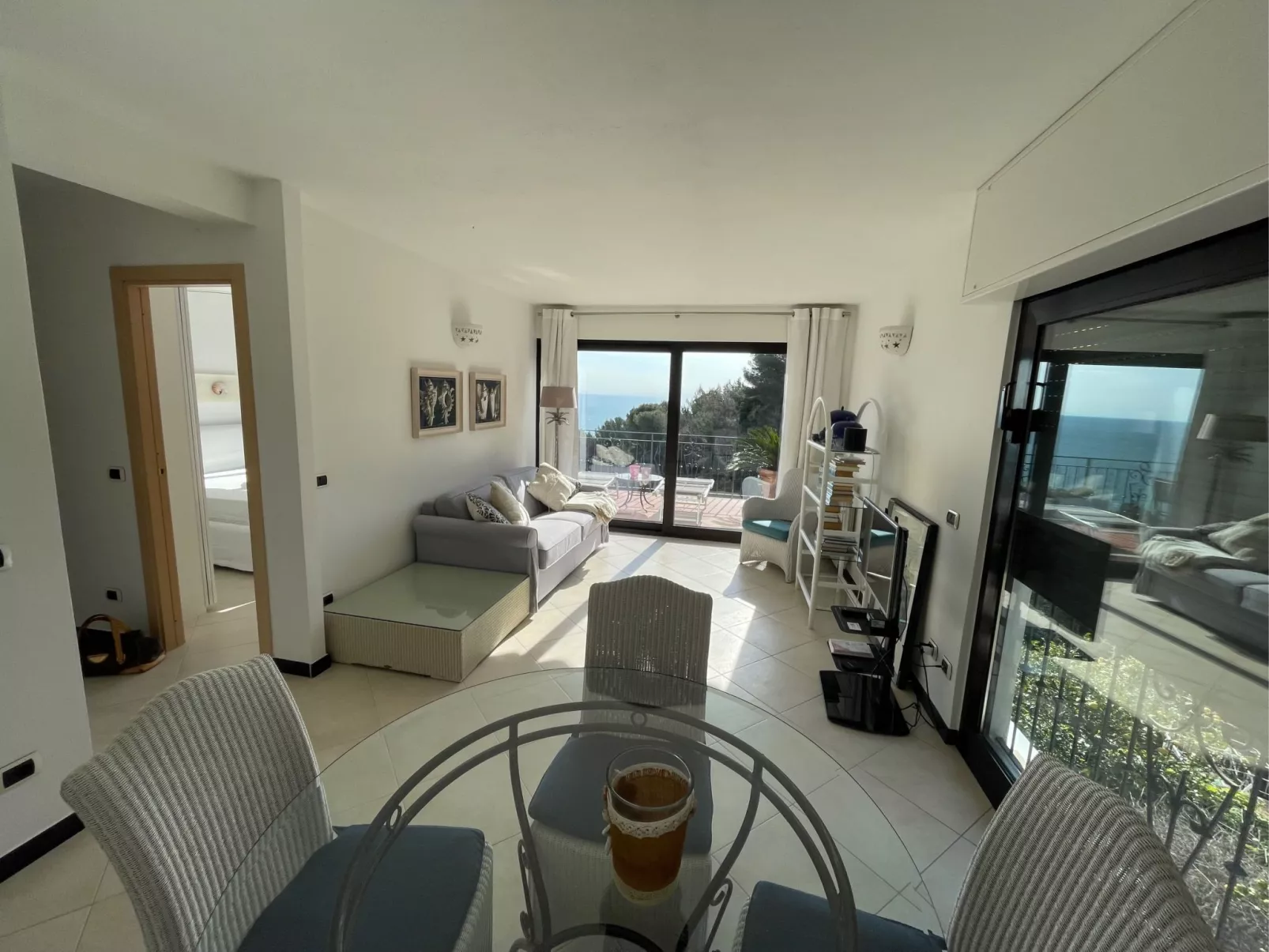 'Casa Bald' mit Terrasse-Dedans