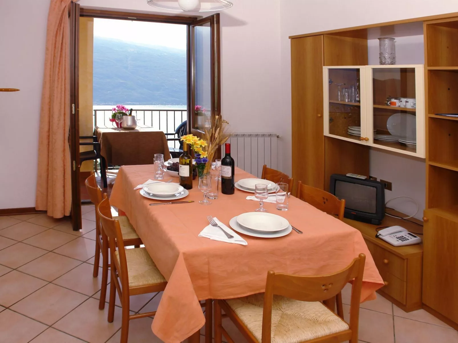 Dreizimmerwohnung mit Seeblick - Inside