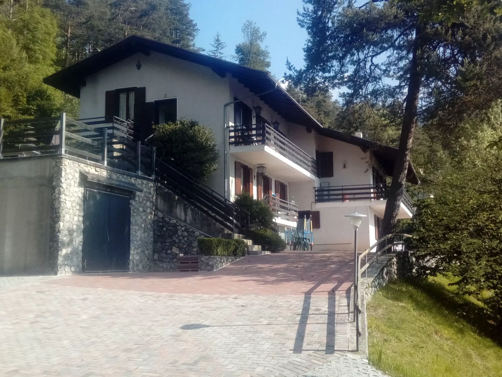 Wohnung im ersten Stock mit schönem Seeblick-Outside