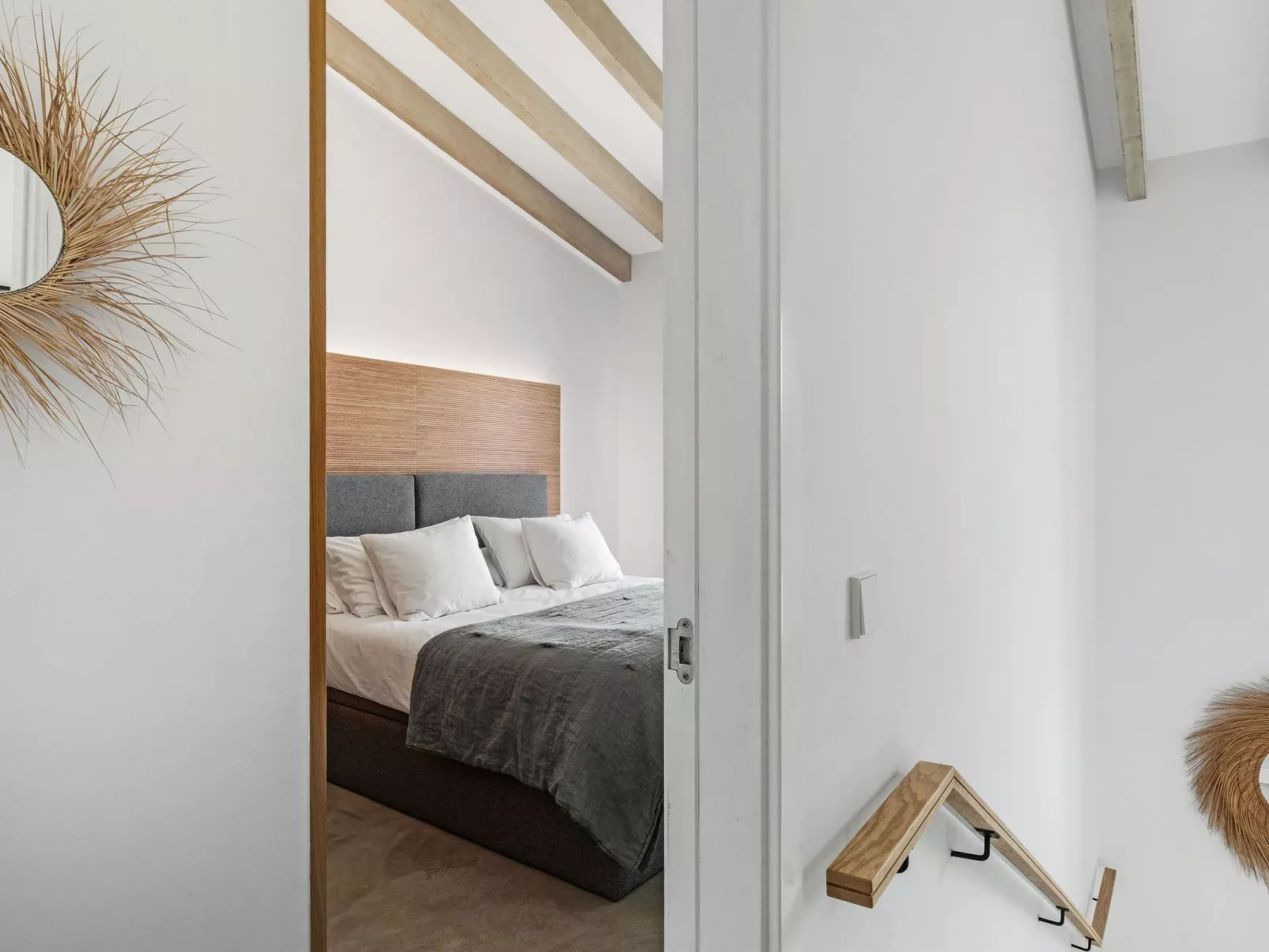 Luxuriöse Villa mit beheiztem Pool für 8 Personen-Drinnen